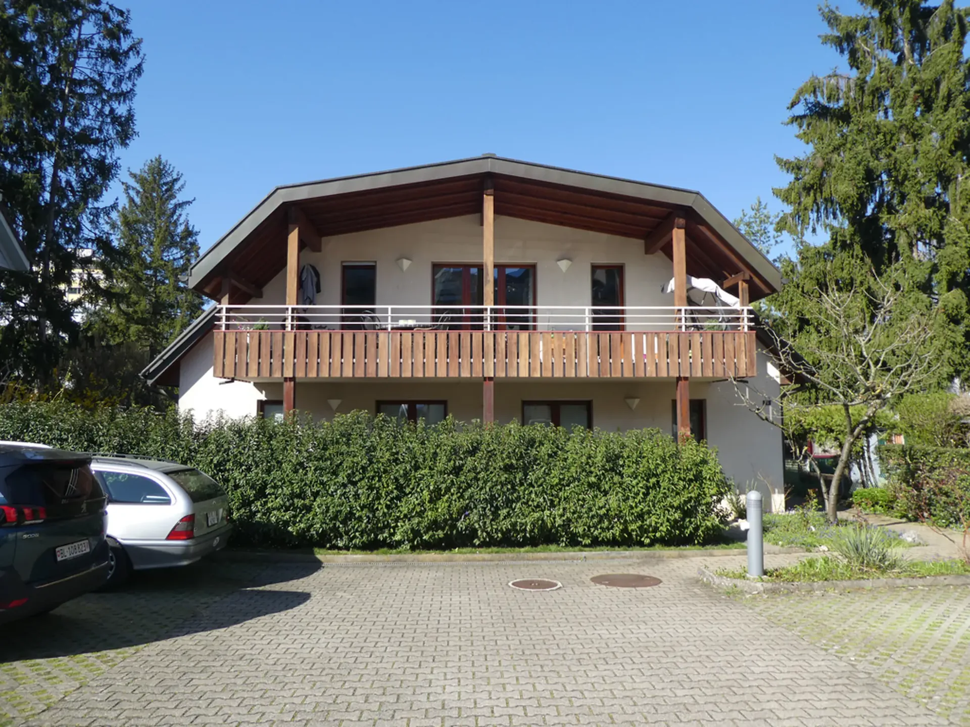 Appartement 4,5 pièces au rez-de-chaussée à louer