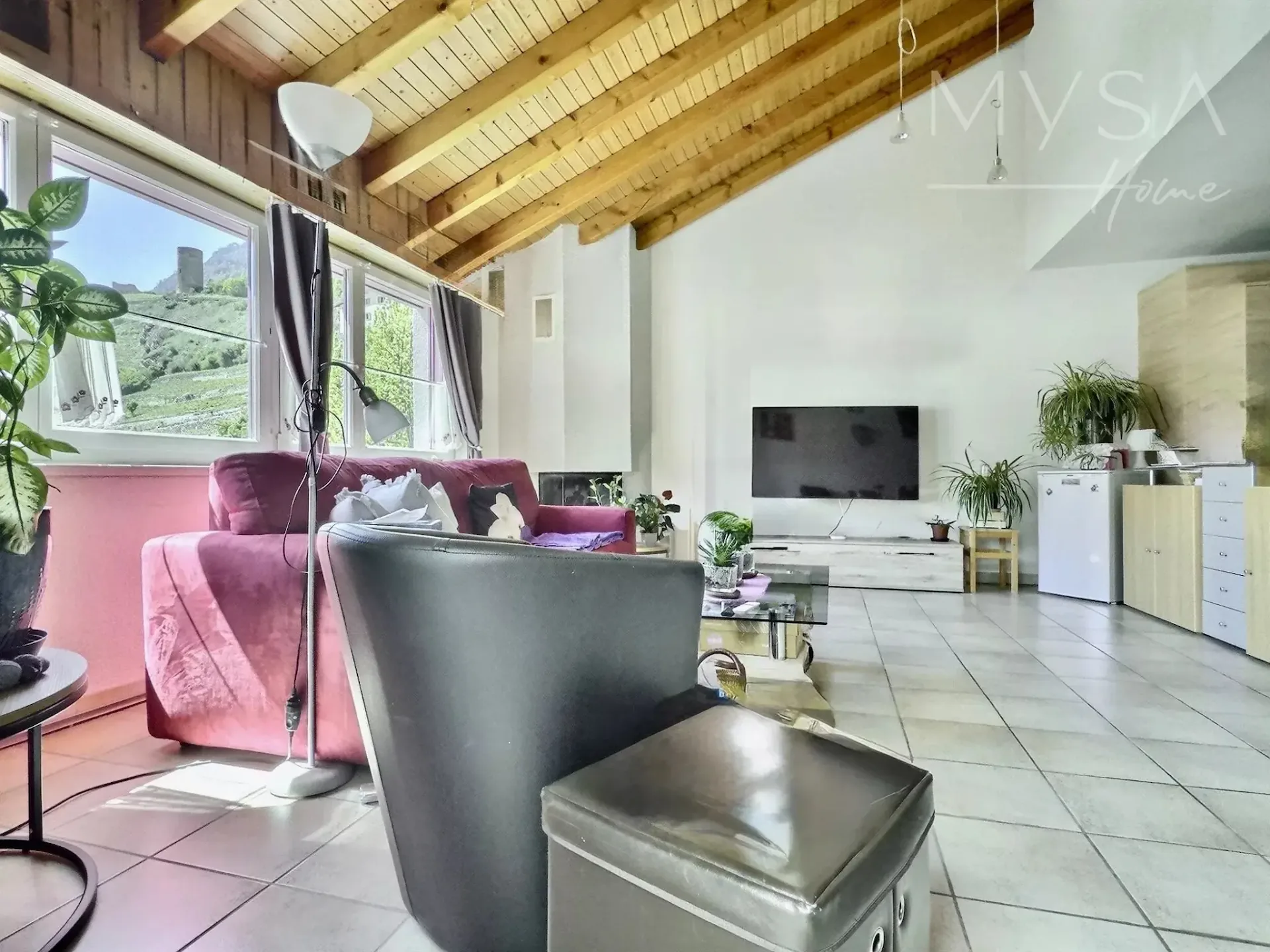 Beautiful 4½ room apartment on the top floor