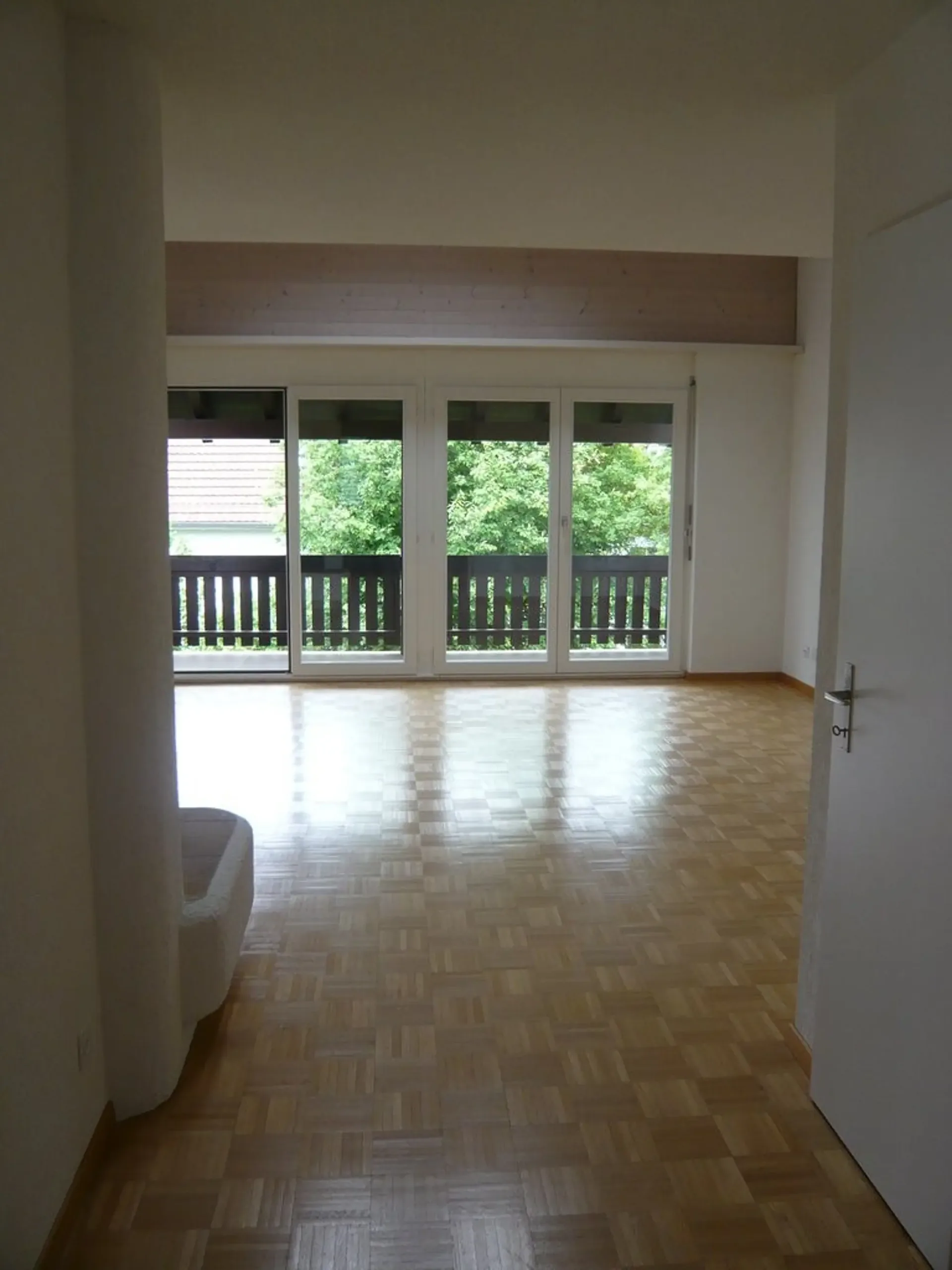 Maisonette apartment with gallery and balcony