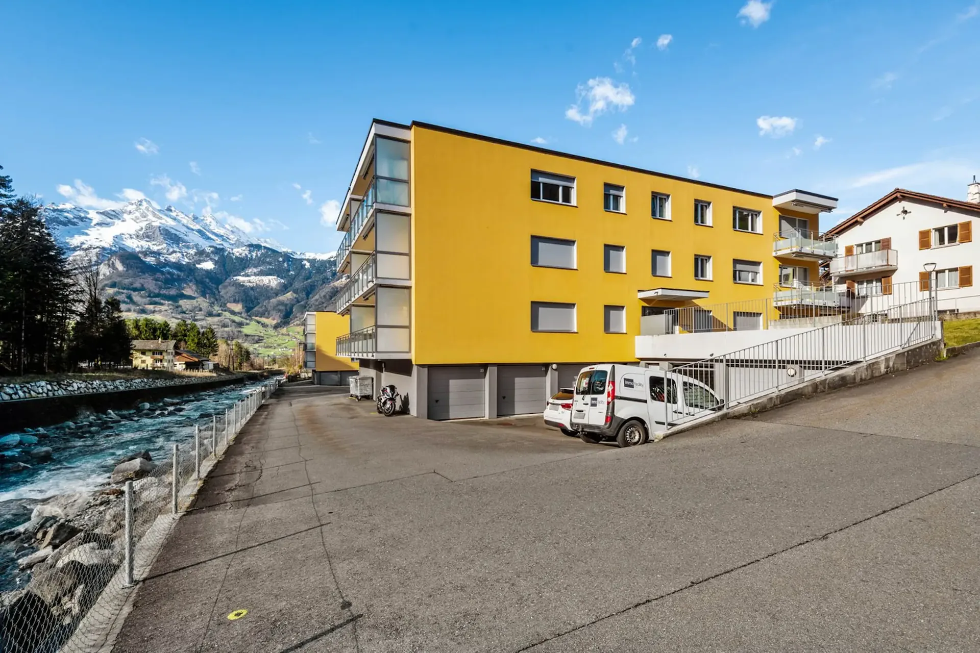Appartement spacieux 4.5 pièces avec balcon à Bürglen