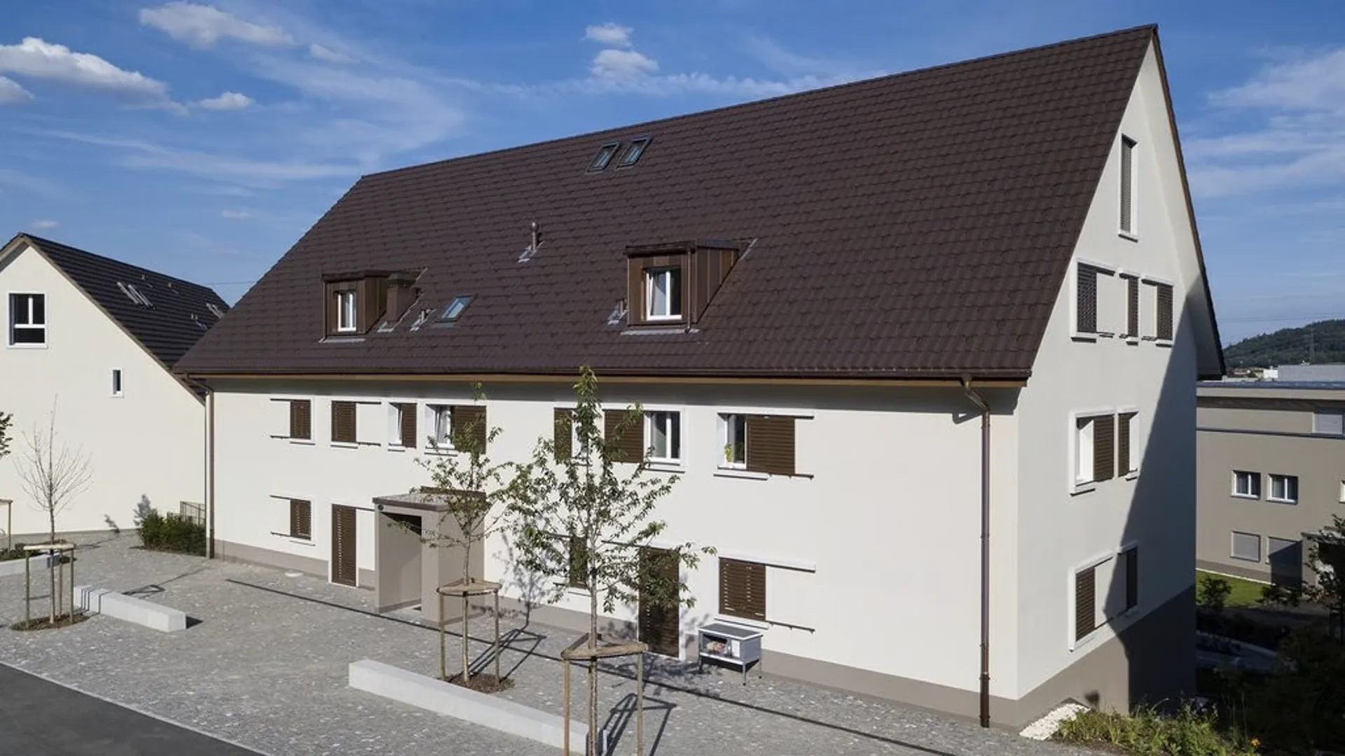 STORAGE SPACE FOR RENT IN BRUNEGG
