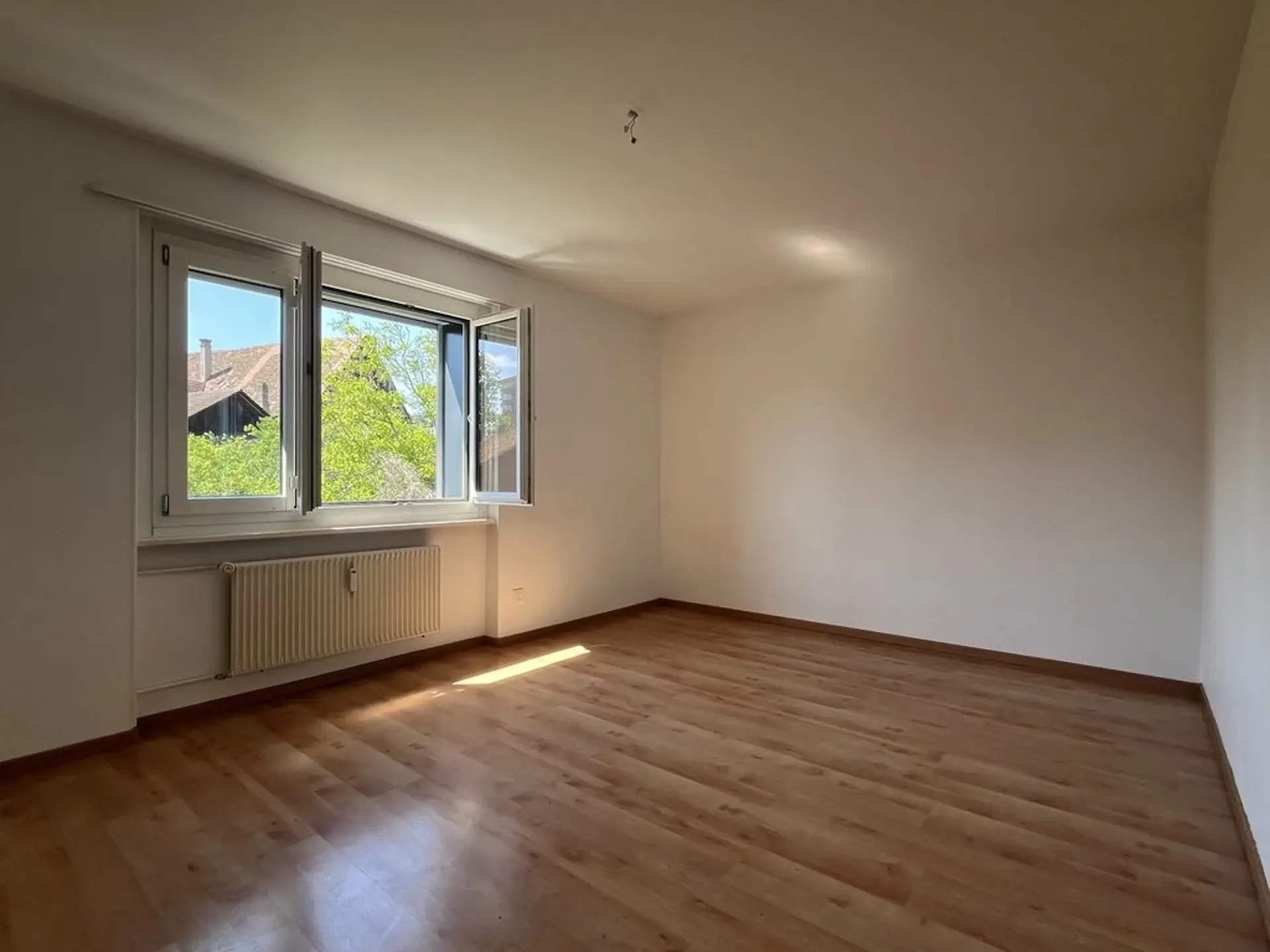 Ein großes 3-Zimmer-Apartment zur Miete in Porrentruy!