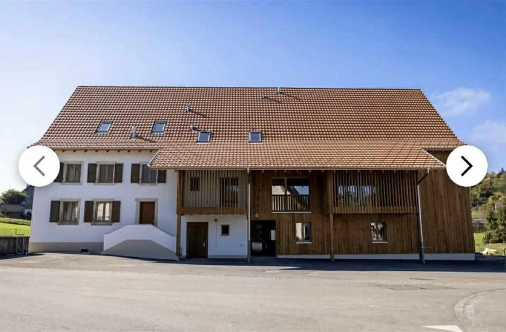 Prächtiges Dachgeschoß-Apartment mit 3.5 Zimmern im 2. Stock
