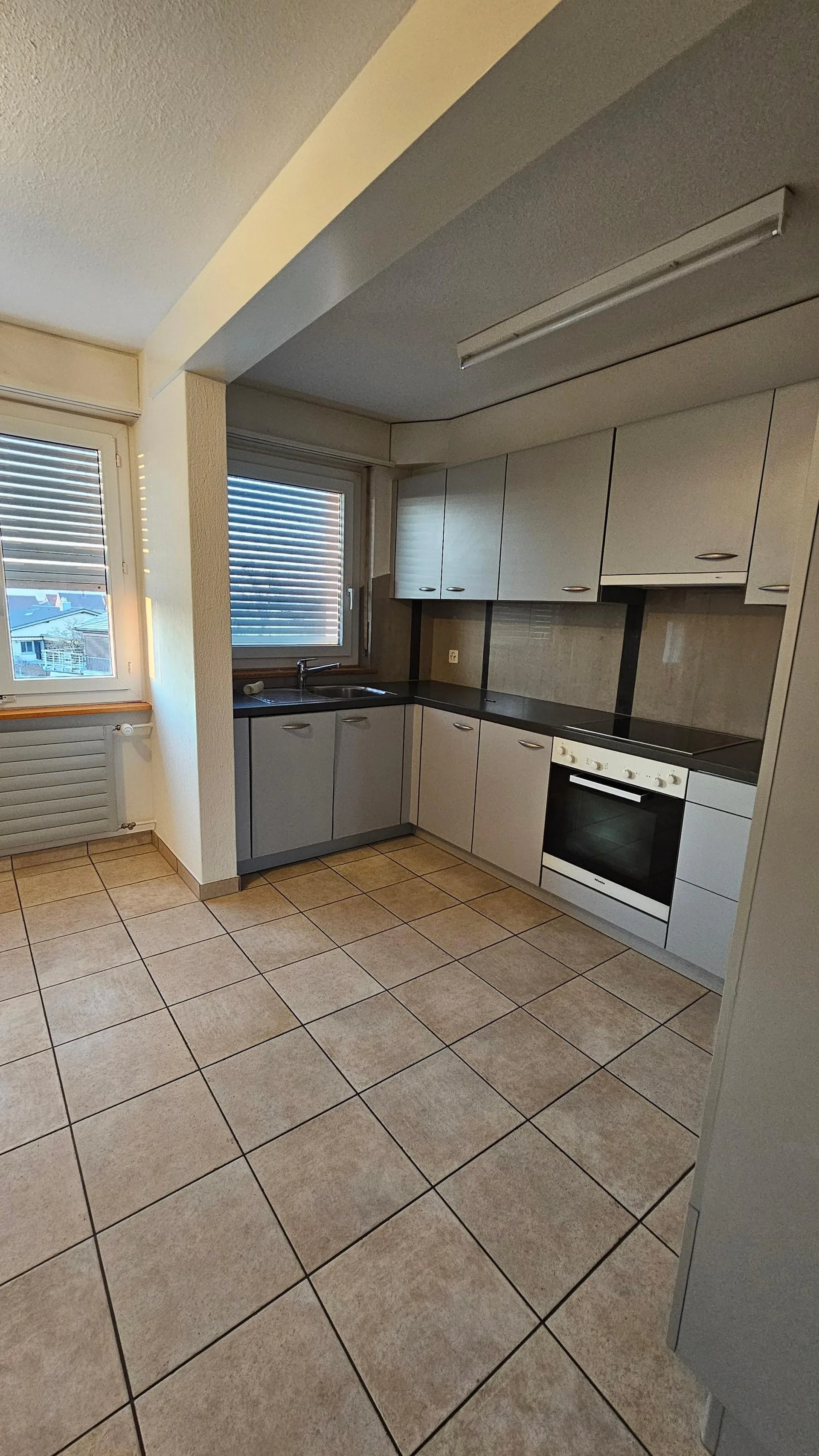 Schönes und geräumiges 4,5-Zimmer-Apartment im 1. Stock