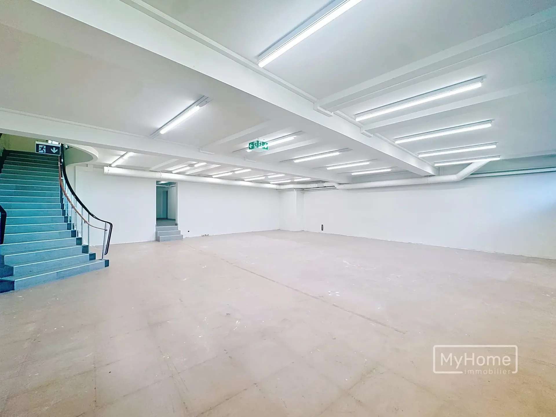 Espace professionnel à louer  250 m2 au centre historique dOrbe