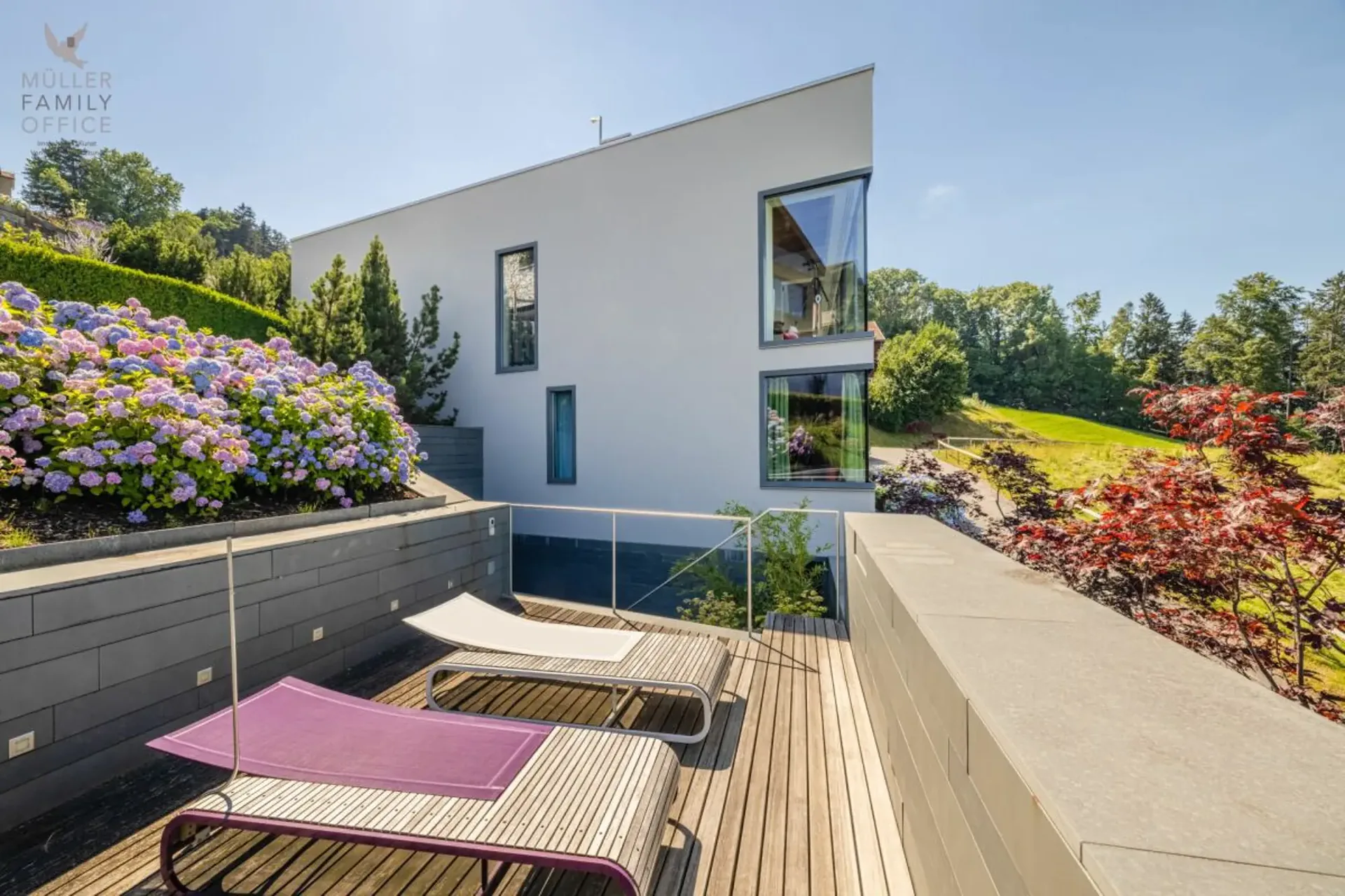 Luxurious Designer Villa with Fantastic Lake View and Separate Apartment