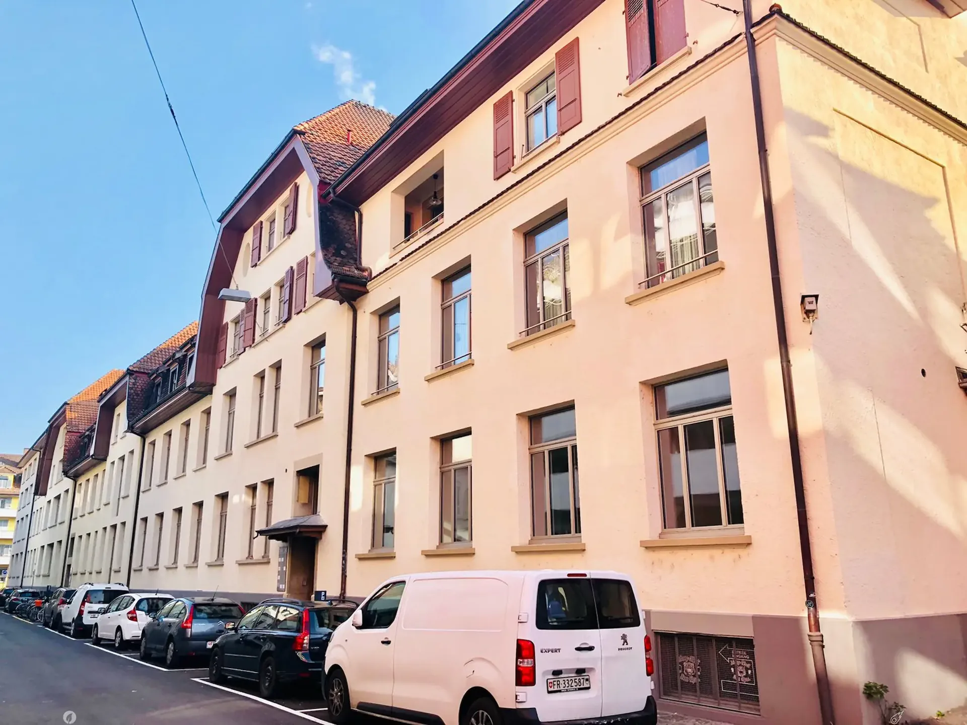 Grosszügiges Loft-Atelier / Büro an zentraler Lage