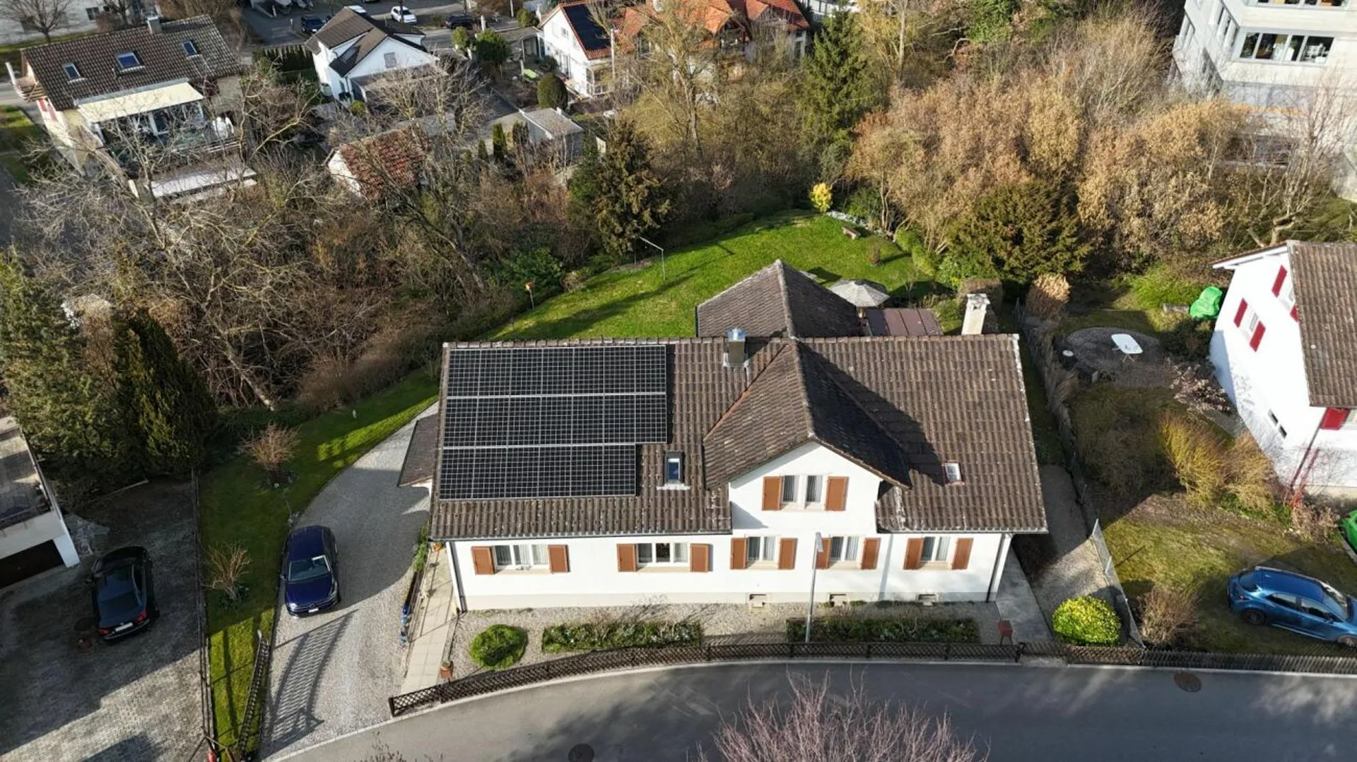 Maison de deux générations charmante dans le quartier populaire d'Emmishofen