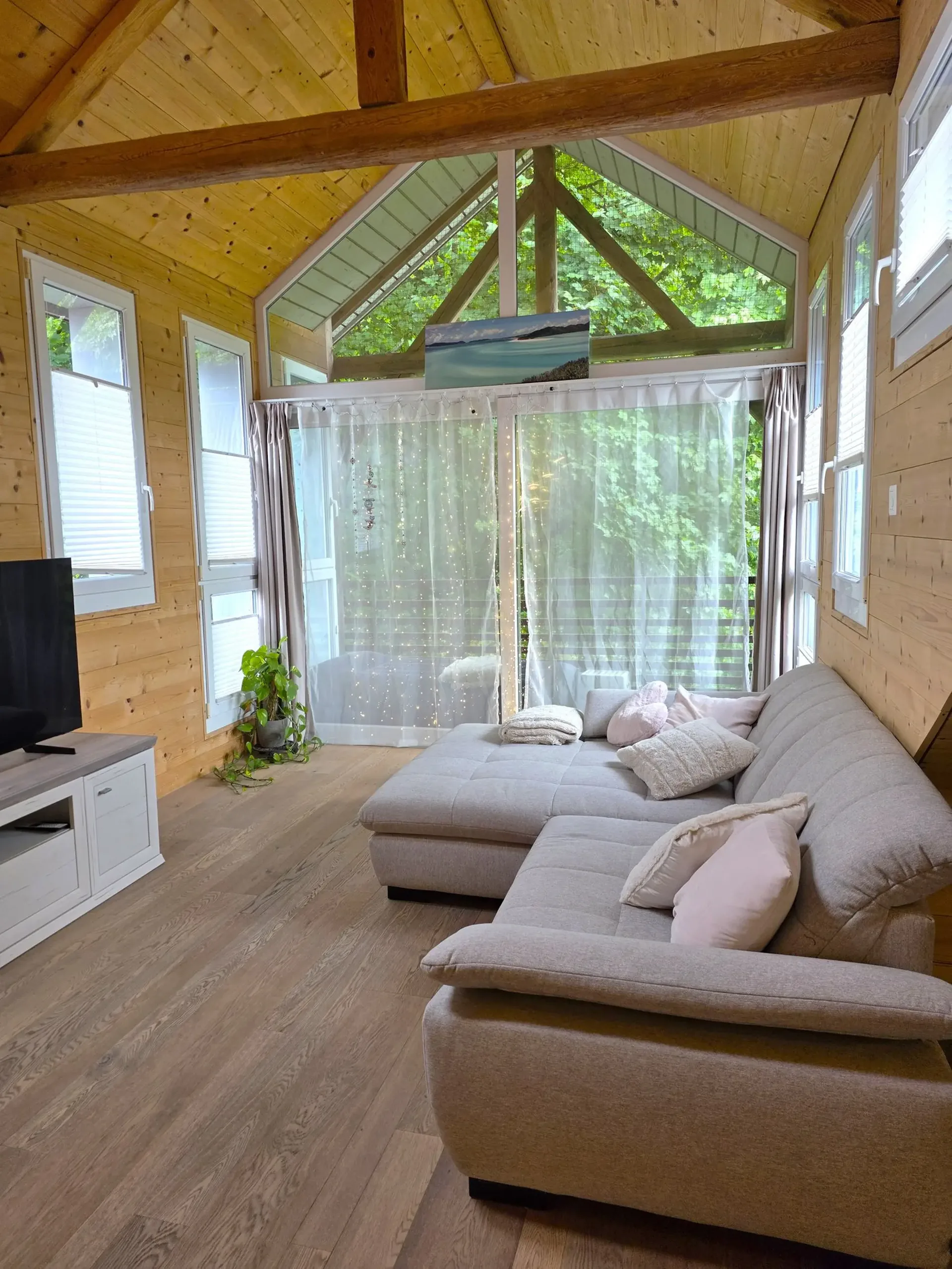 Naturnahes Wohnen unter dem Dach – stilvolle 4.5-Zi-Wohnung mit Flair