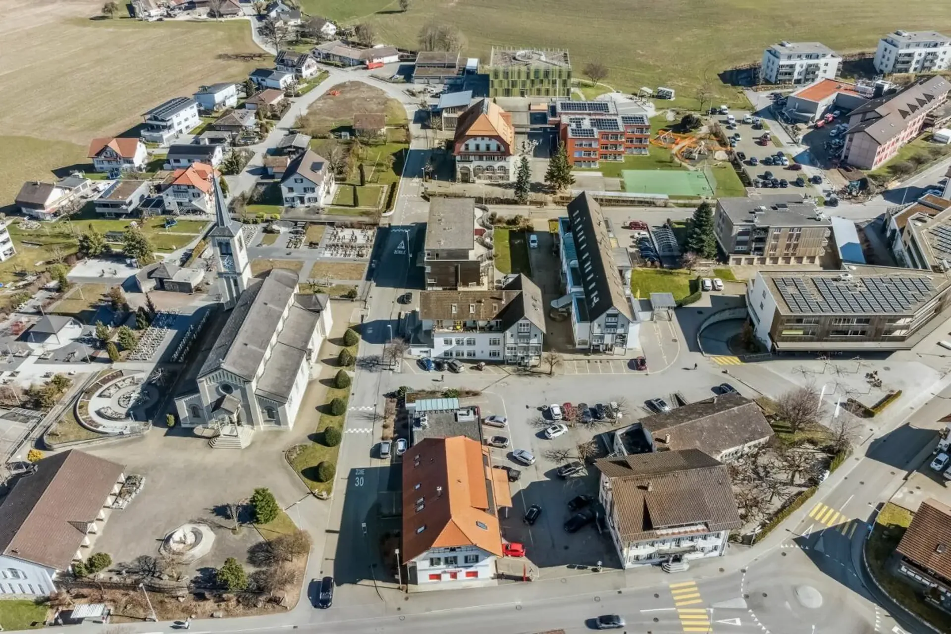 Gewerbefläche im Herzen von Schmitten