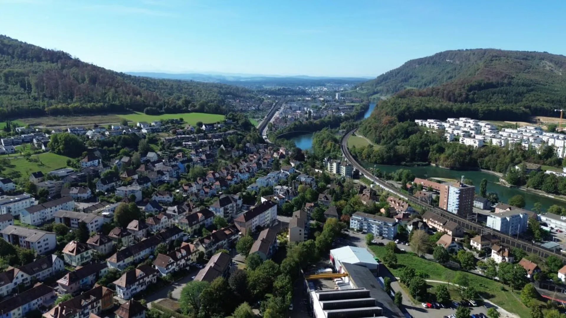 OFFMARKET: Wunderschönes Stadthaus in Olten mit privatem Garten zum renovieren und umbauen.