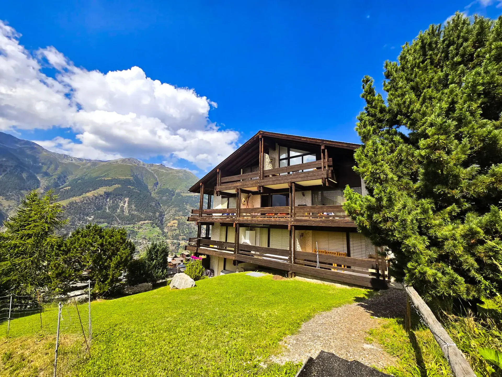 4.5 room apartment in Grächen in Chalet Orion