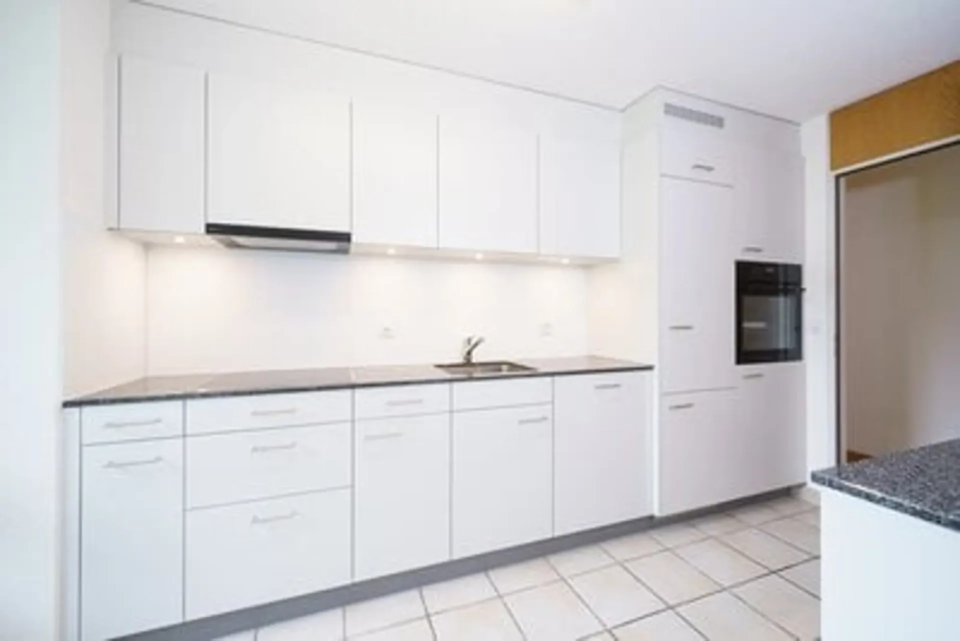 Appartement lumineux 4.5 pièces dans un quartier calme près de la lisière de la forêt