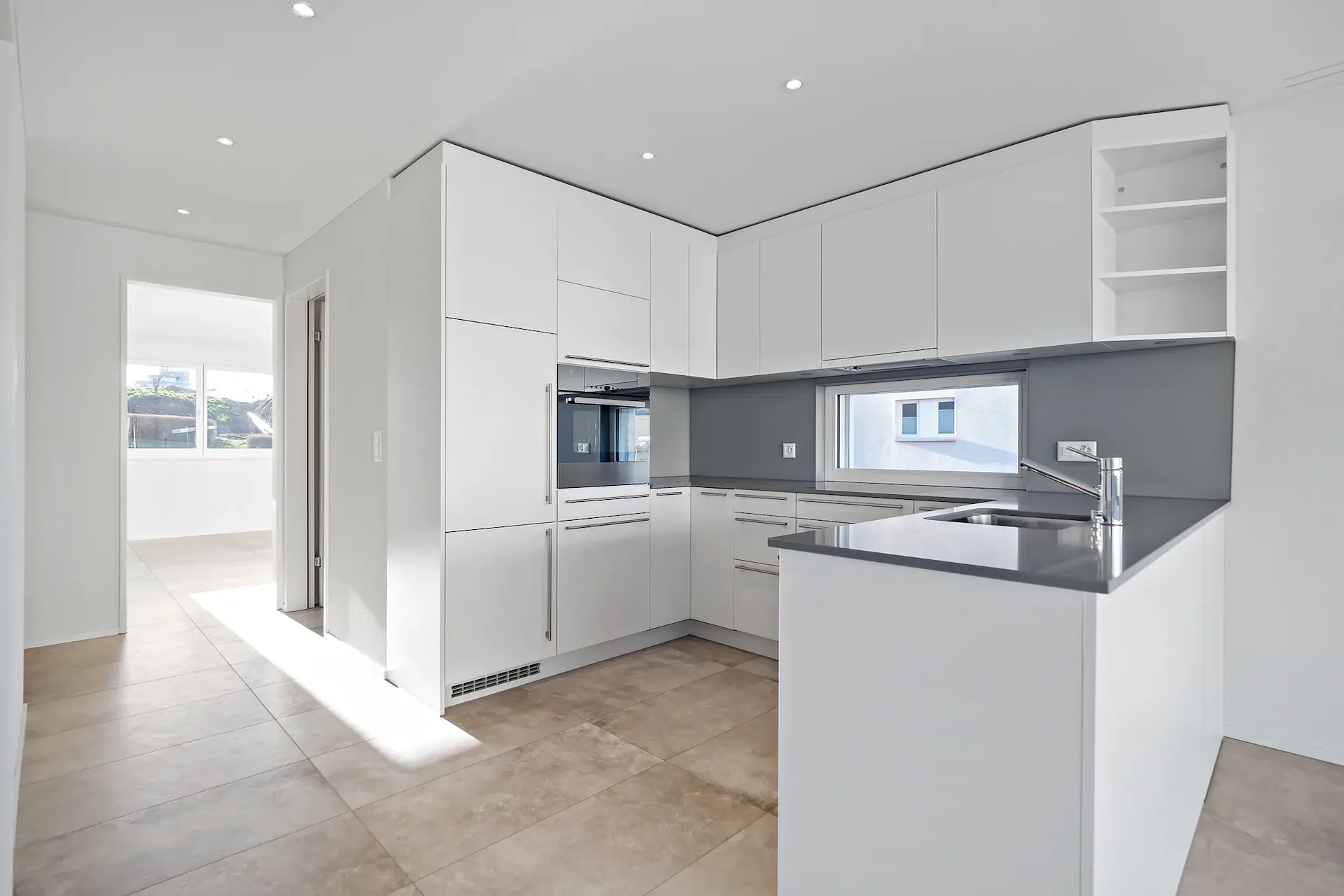 High-quality attic apartment with terrace