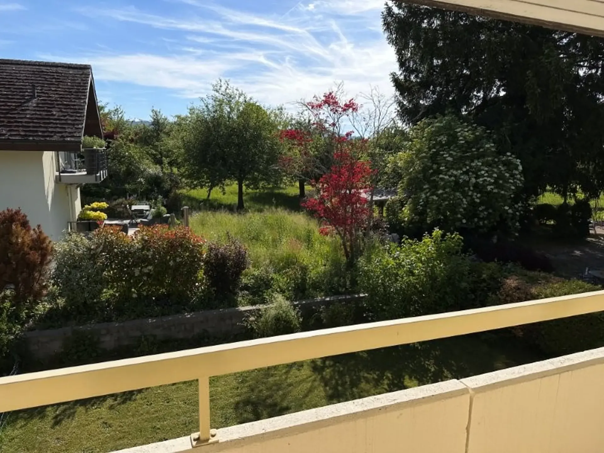 Maison jumelée de 5,5 pièces entretenue et rénovée à neuf à Allmendingen près de Berne