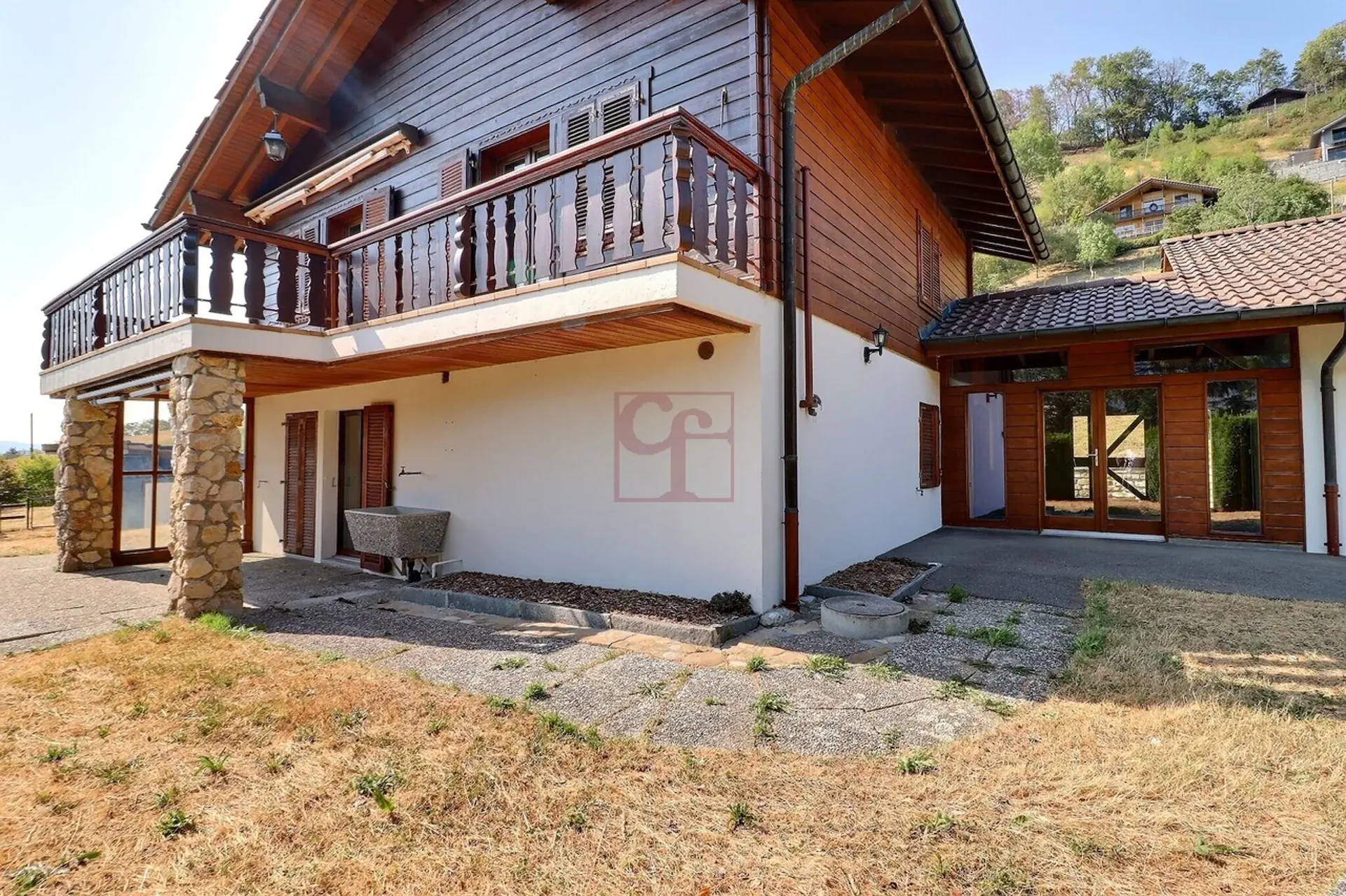 A louer Chalet de 5.5 pièces / Colocation pour 1 an bienvenue