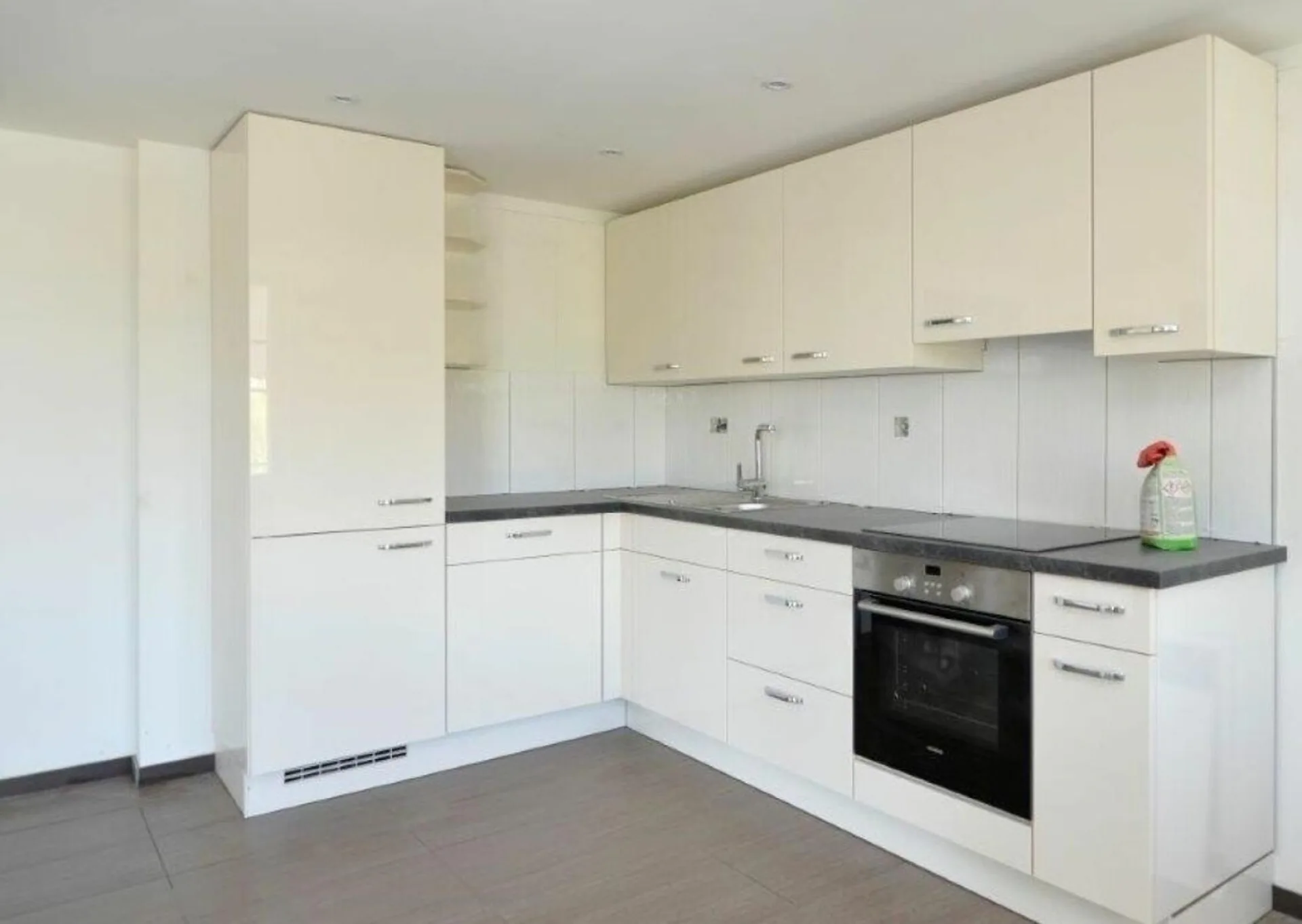Large apartment for rent!