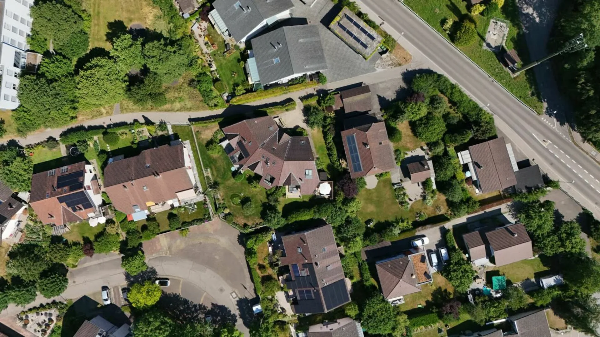 Maison mitoyenne avec oasis de jardin - Chez soi à Zollikofen