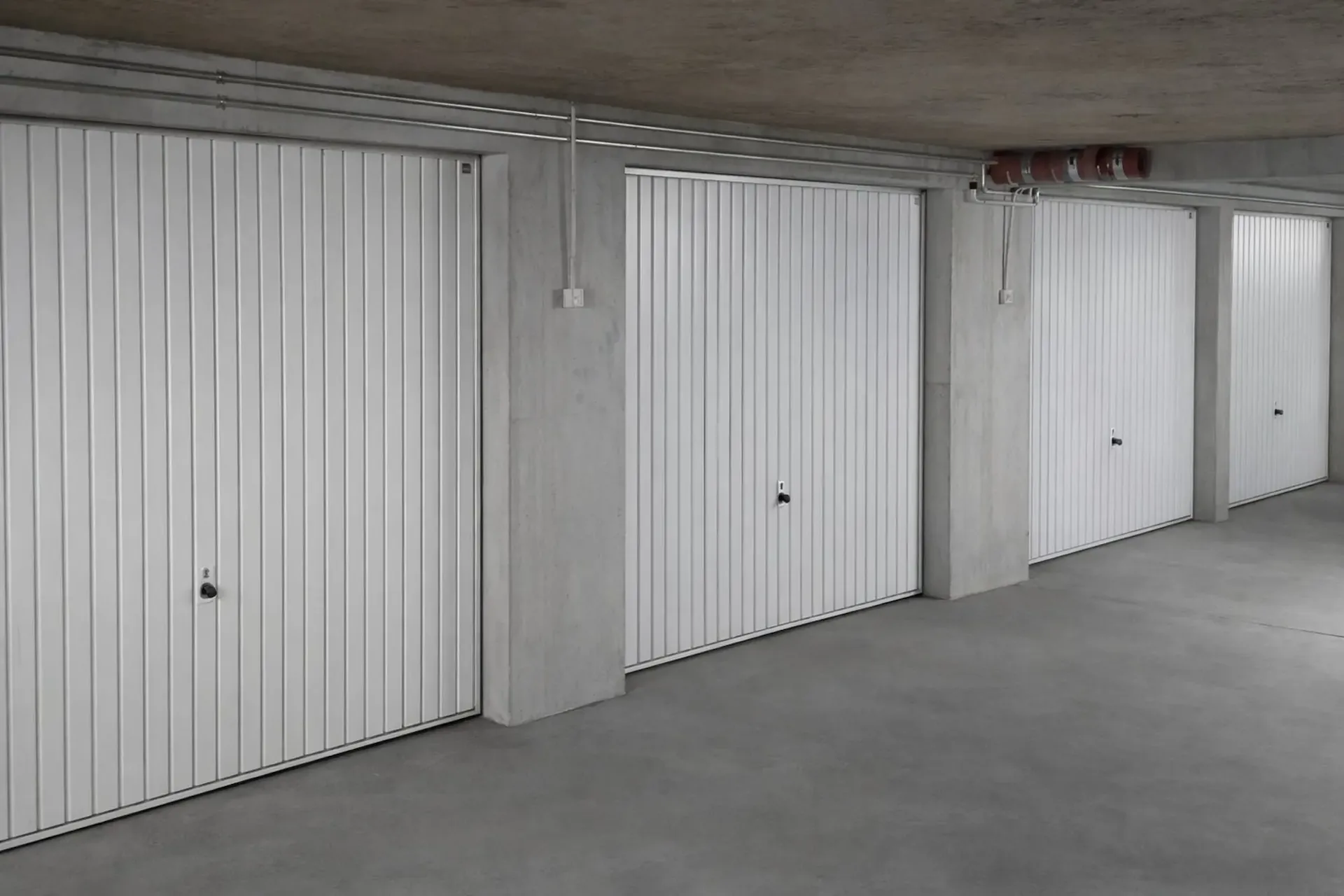 GARAGE BOX ZU VERMIETEN – Martigny, Chemin des Barrières 35