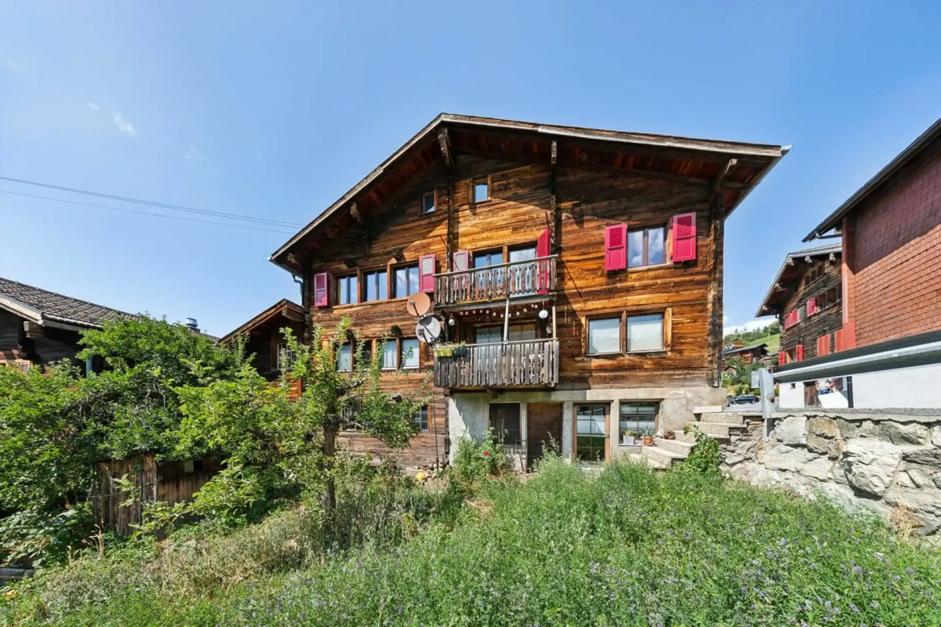 Cozy 3.5-room apartment with expansion reserve in Bürchen VS