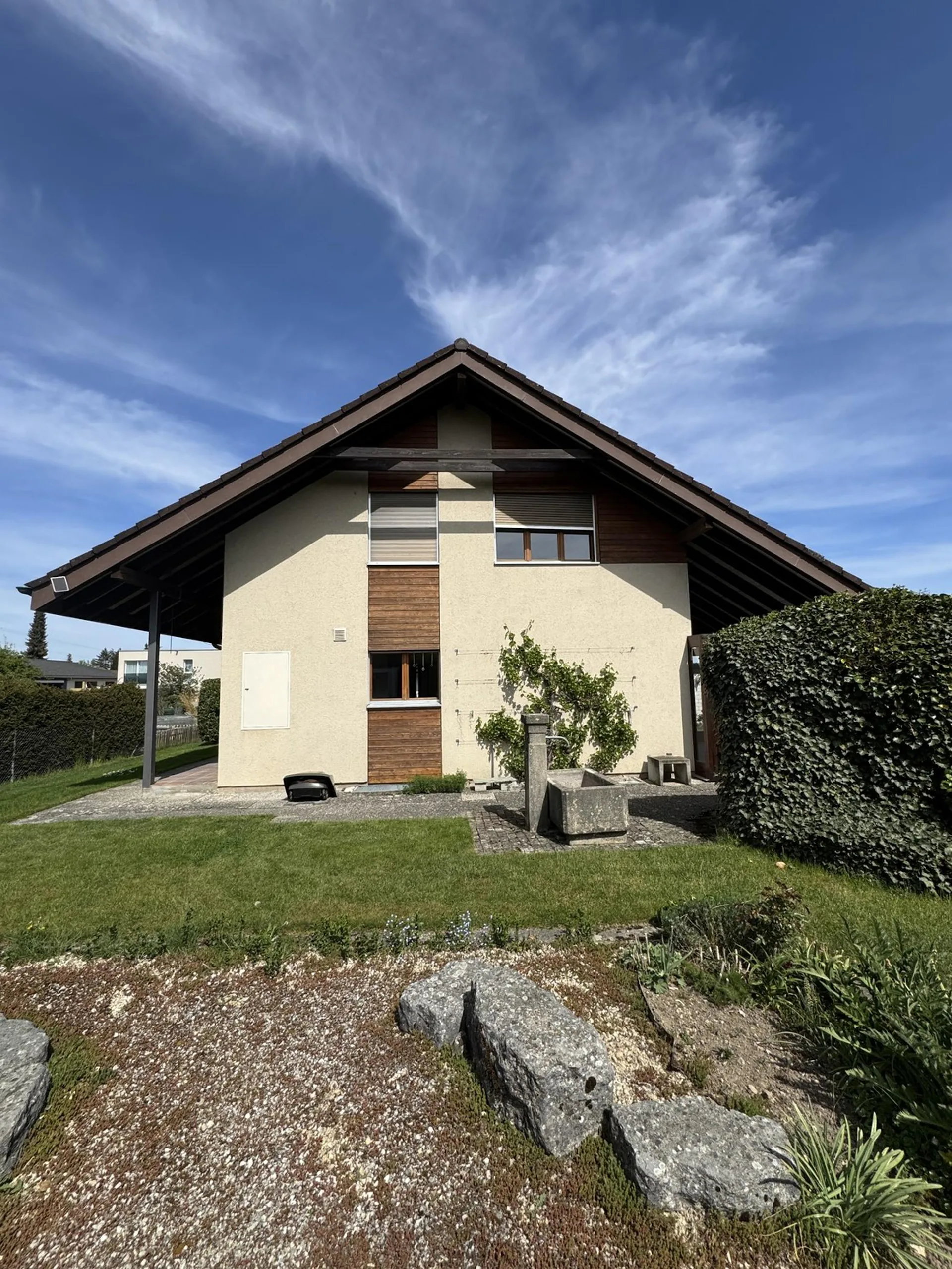 Saniertes 6.5-Zimmer-Einfamilienhaus mit Garten