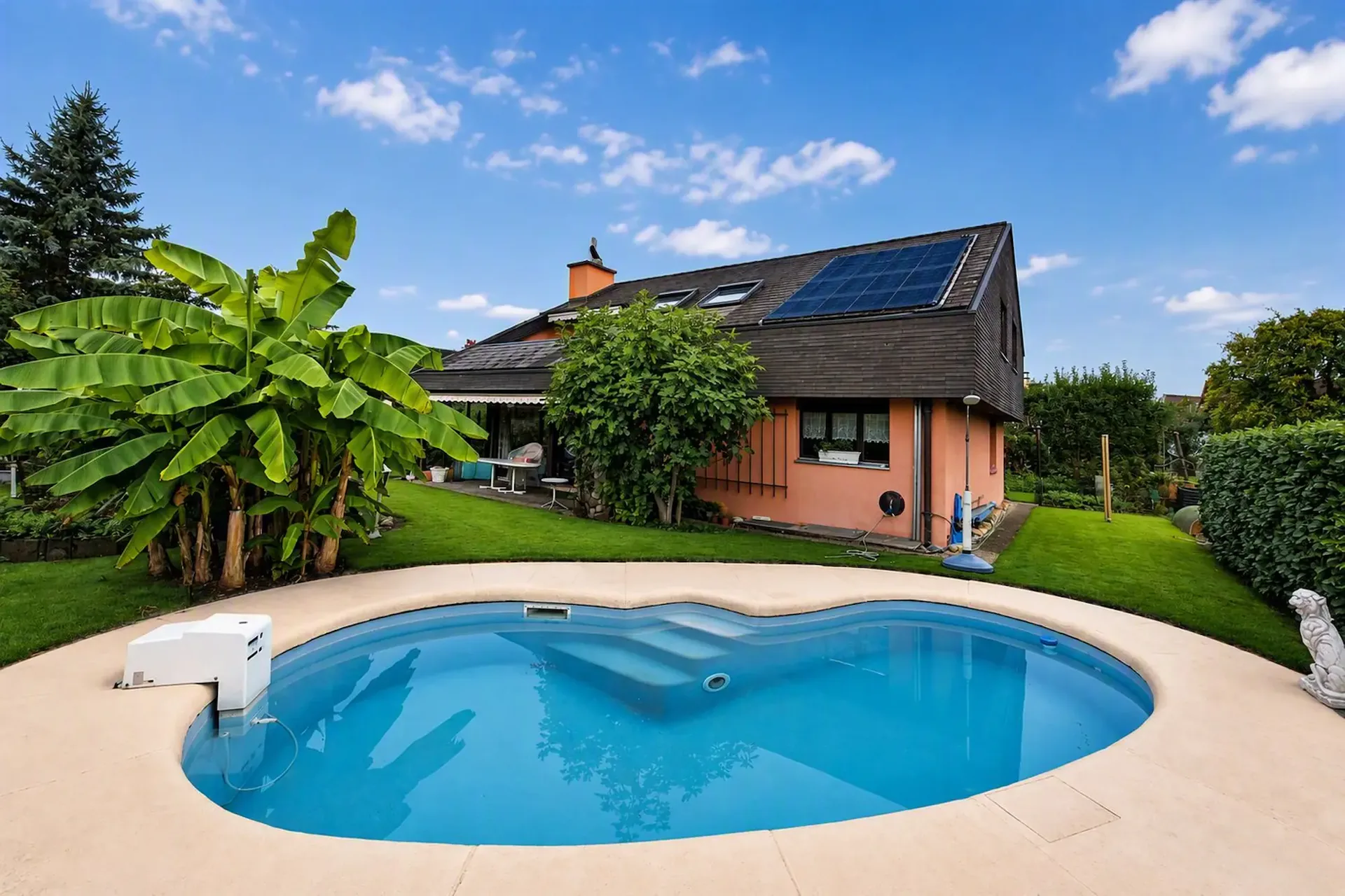 Charmante maison de famille 5.5 pièces avec piscine à Obfelden