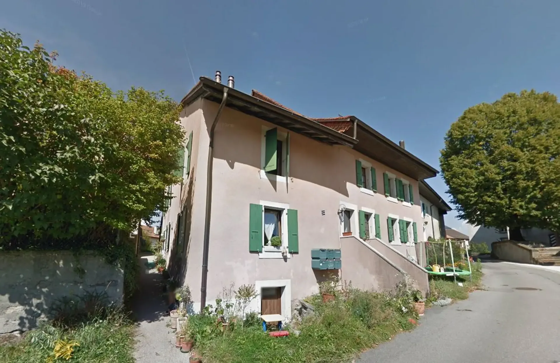 Duplex apartment with 4.5 rooms on the ground floor