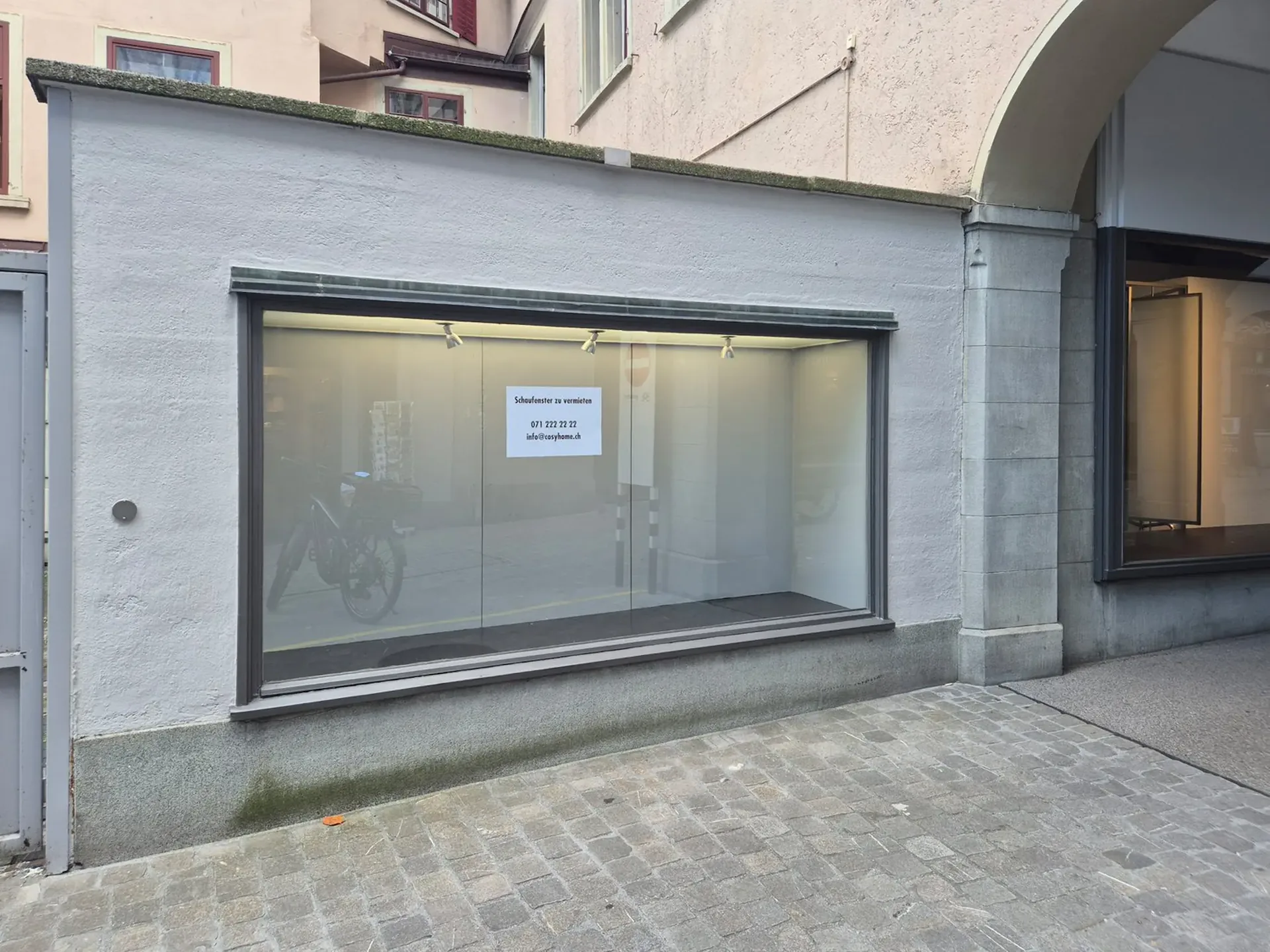 Large shop window in the St. Gallen old town
