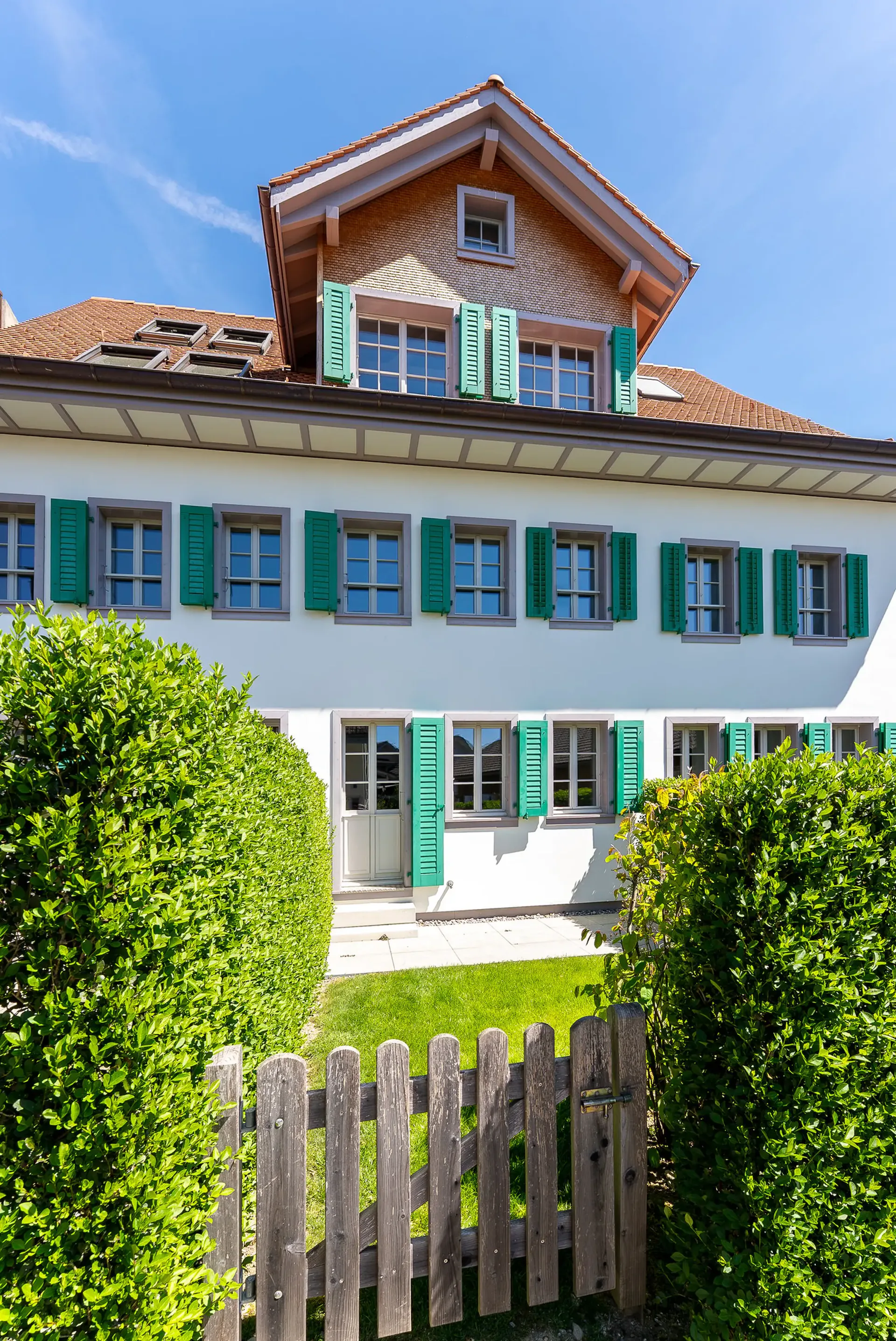 Objet d'amour avec histoire, partie de ferme rénovée avec 5 pièces et jardin