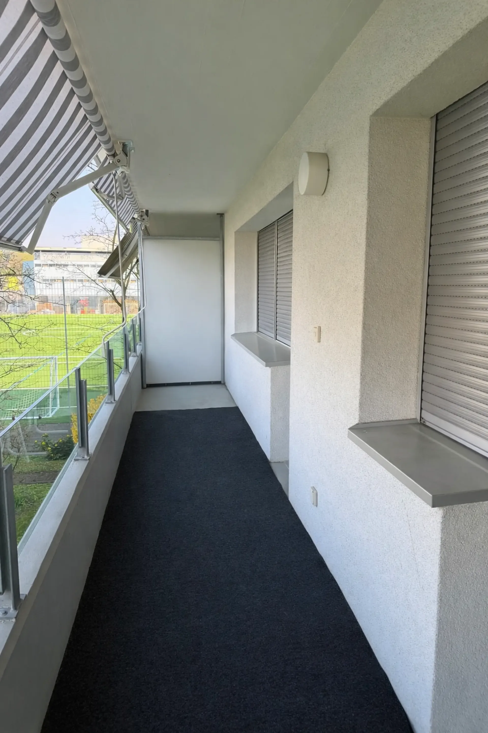 Appartement spacieux 3 pièces dans un endroit calme et verdoyant