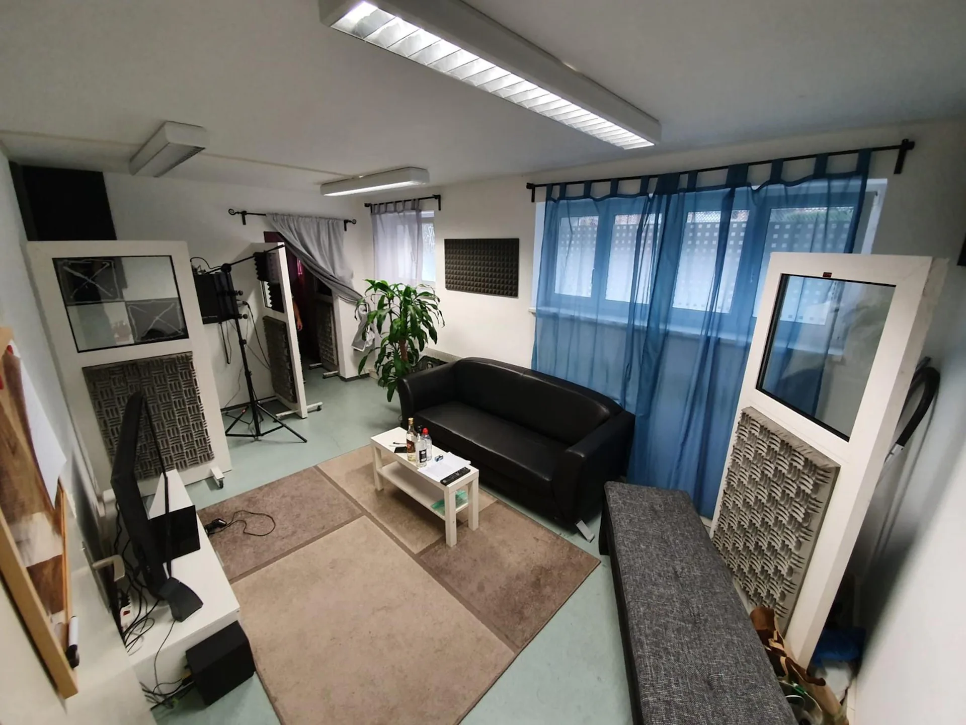 Hobby room (2 rooms) for rent in central location in Grenchen