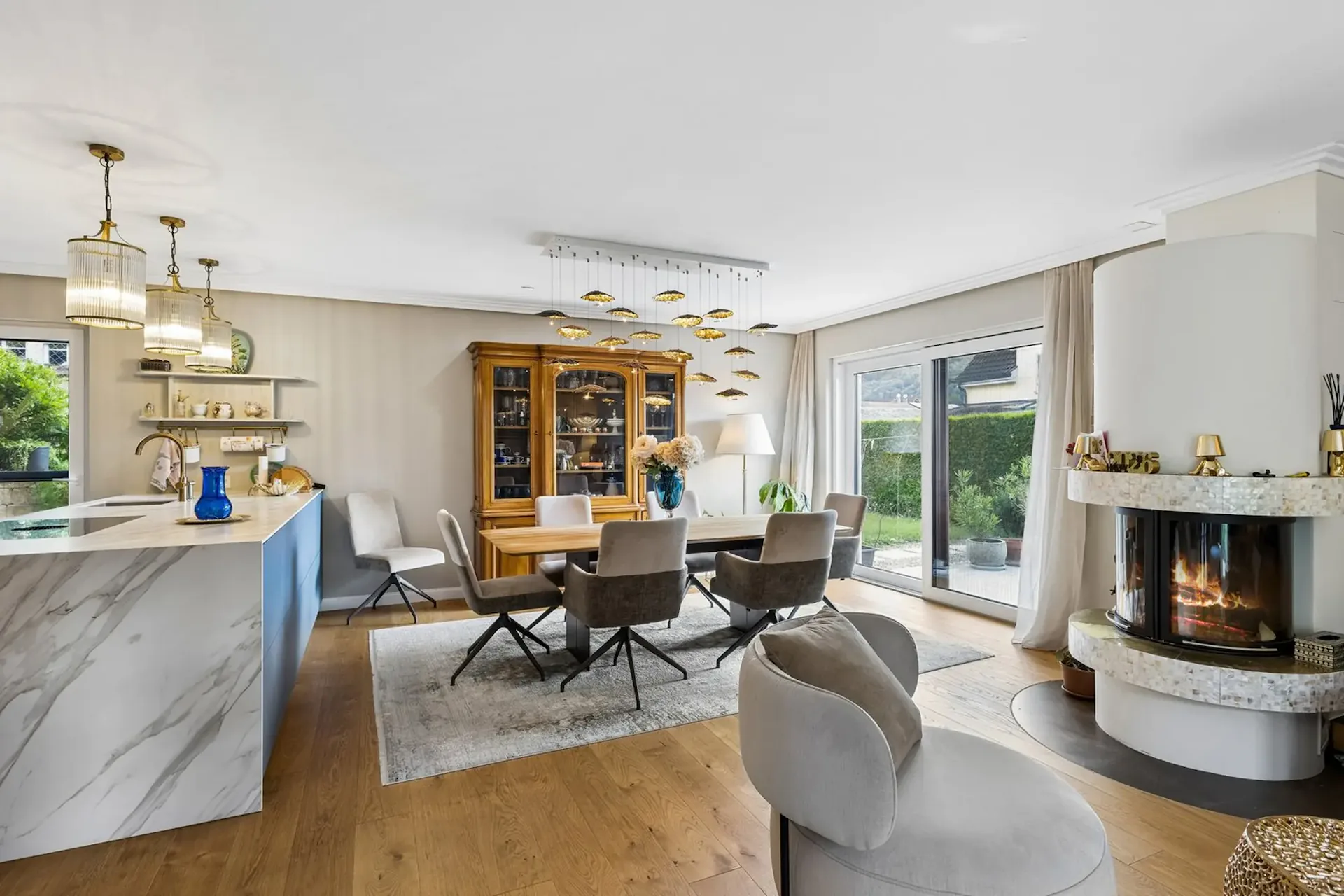 Villa di nuova costruzione esclusiva con cucina designer – 35 minuti da Zurigo