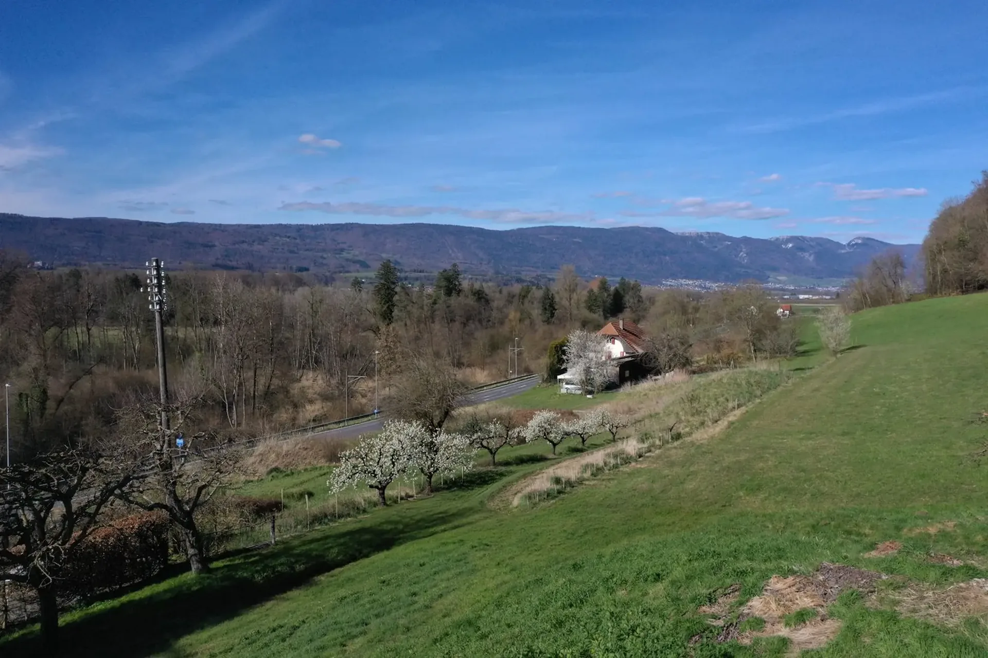 Dreamy building plot adjacent to the agricultural zone – perfect location for your home