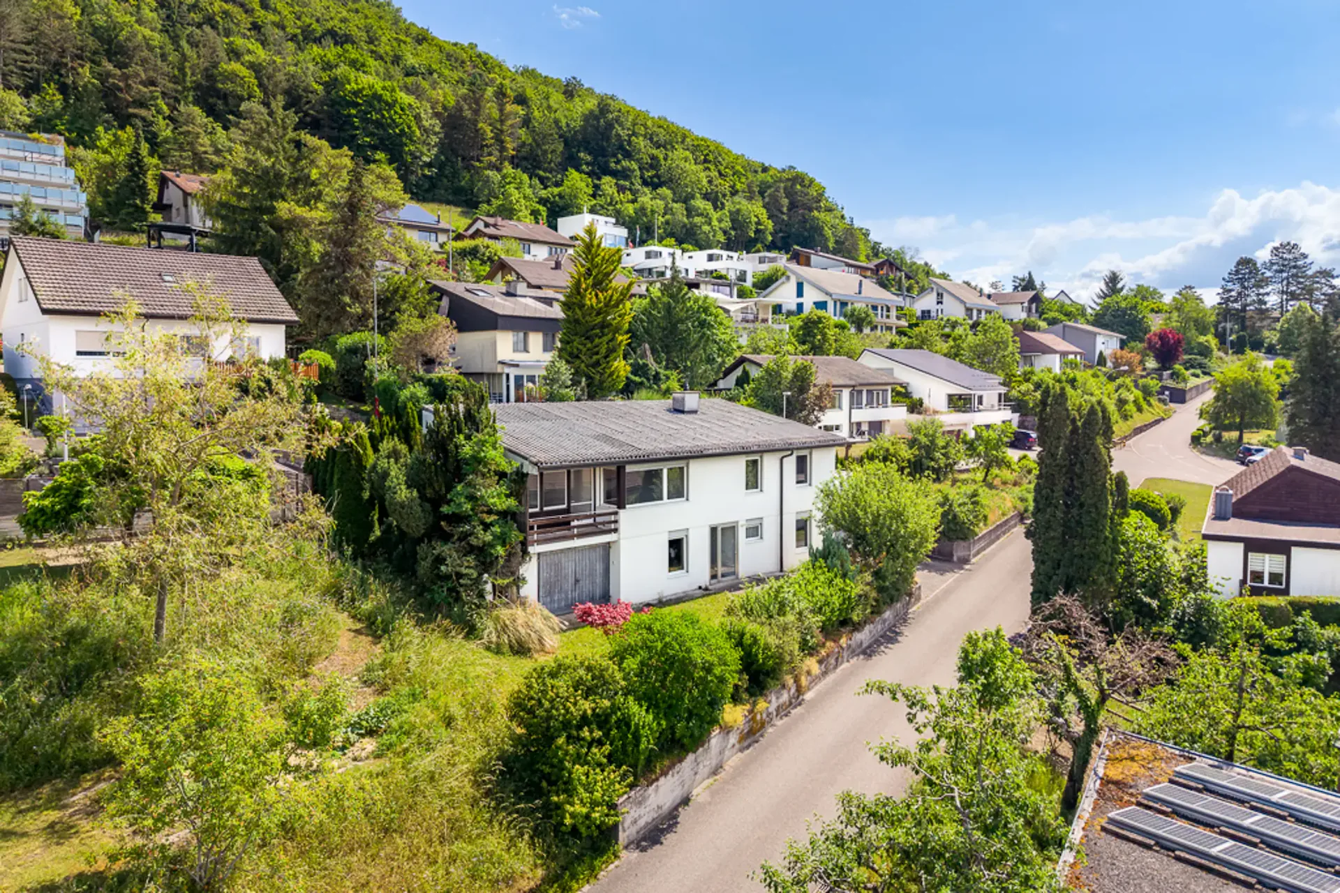 Dreamy distant view & plenty of peace - Your new home