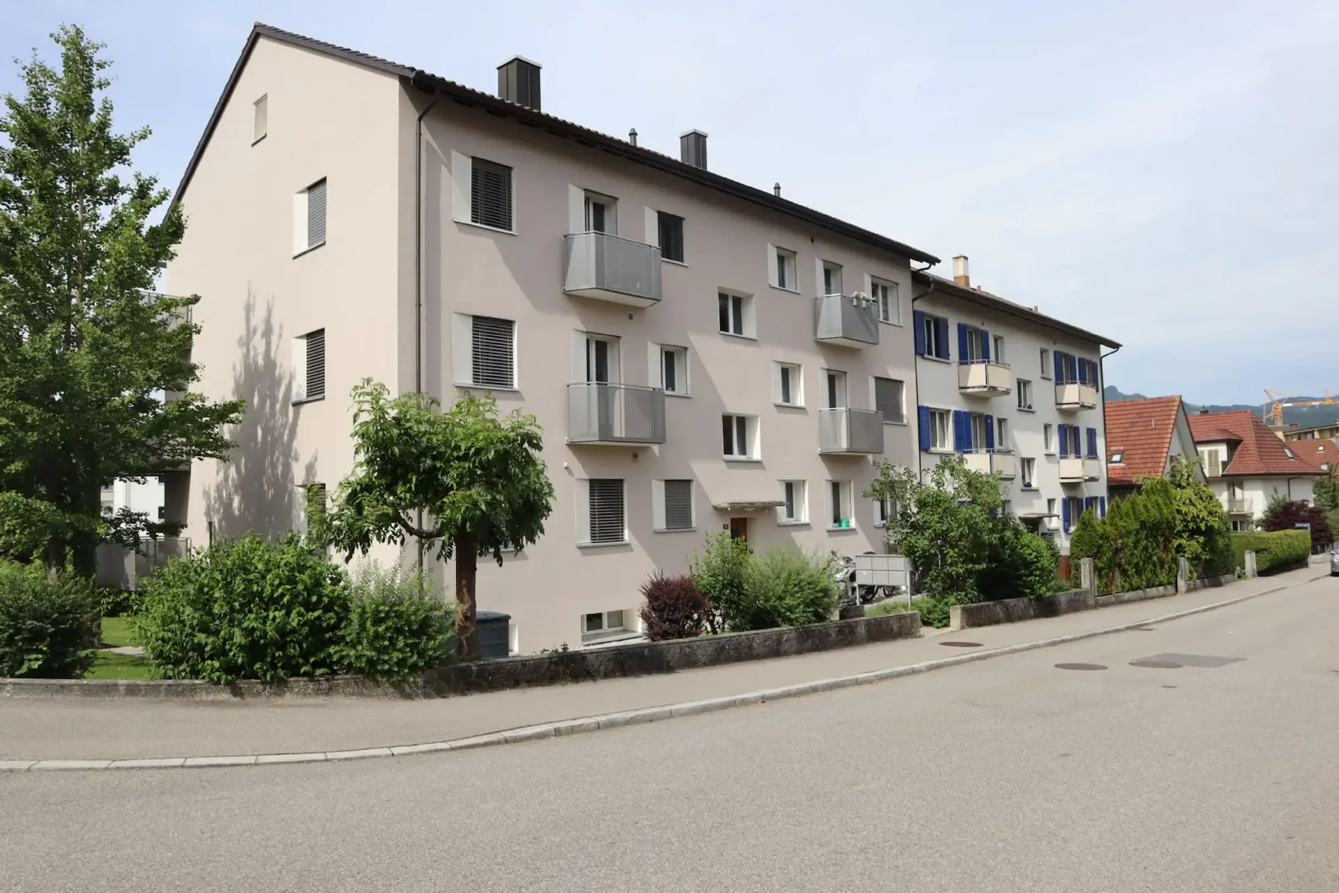 Wohnen an schöner Lage, mit grossem Balkon!