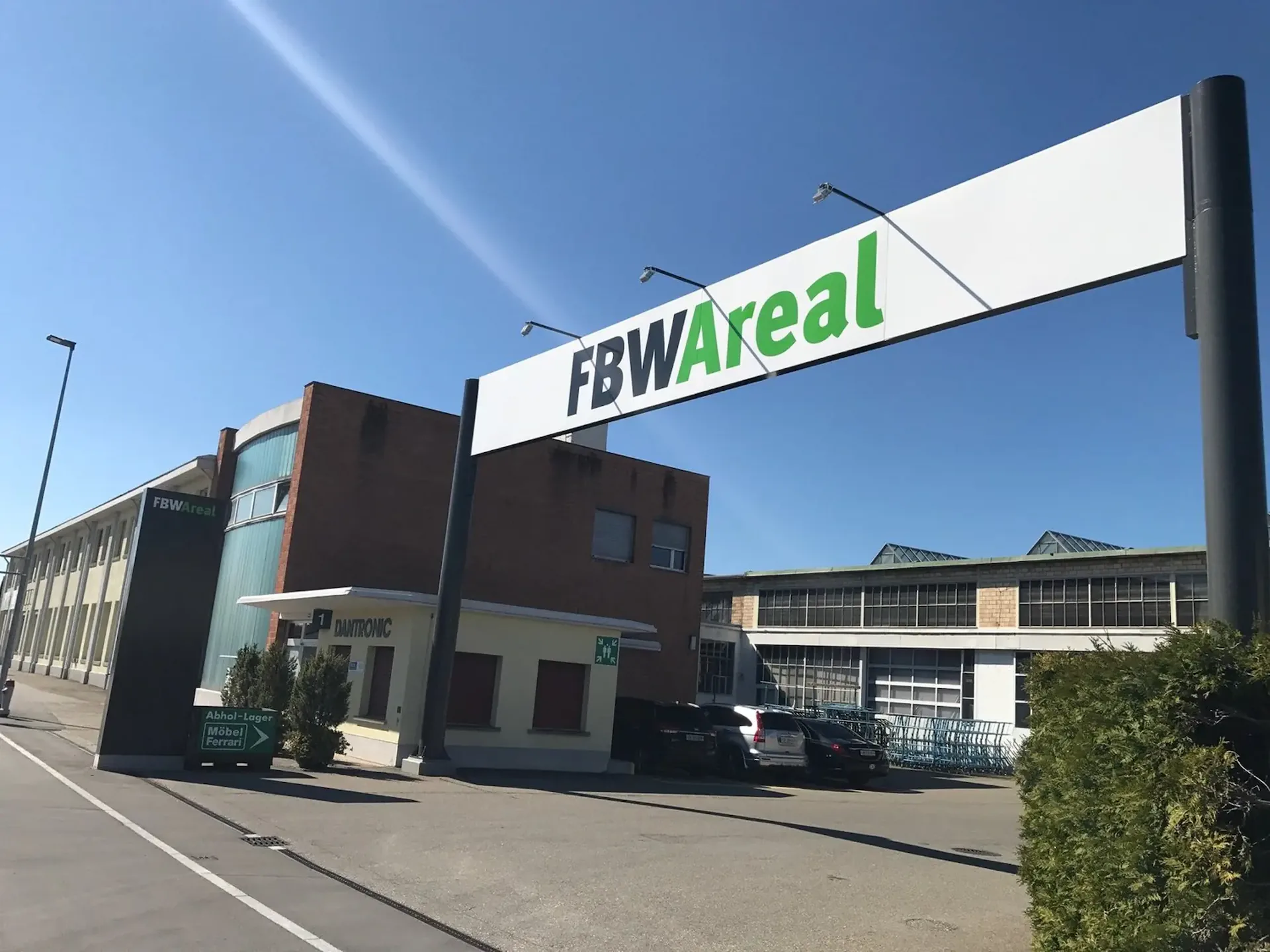 Helles Büro mit 6 Zimmern an der Motorenstrasse in Wetzikon ZH