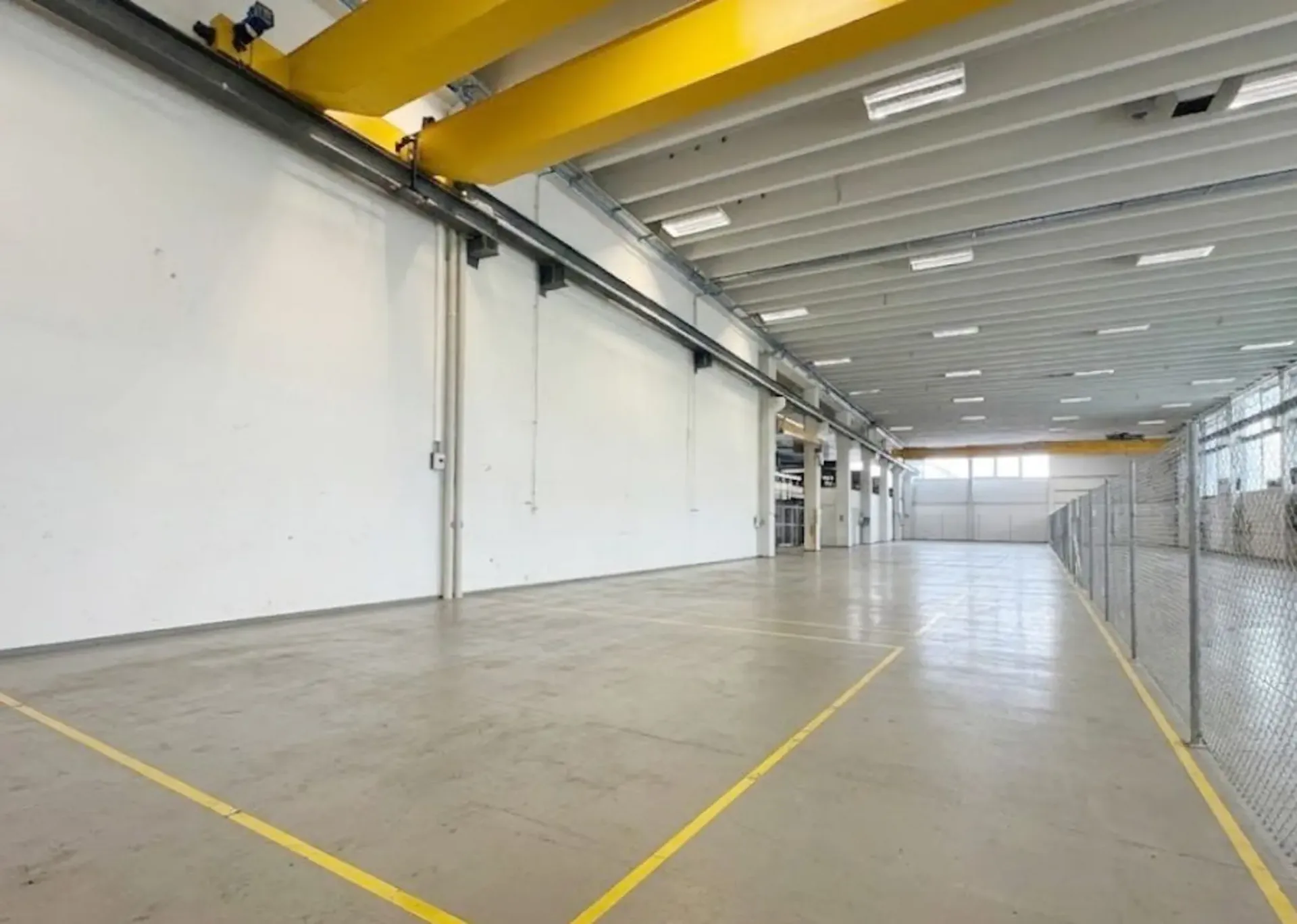 137m² - Spazio di produzione e commerciale al piano terra
