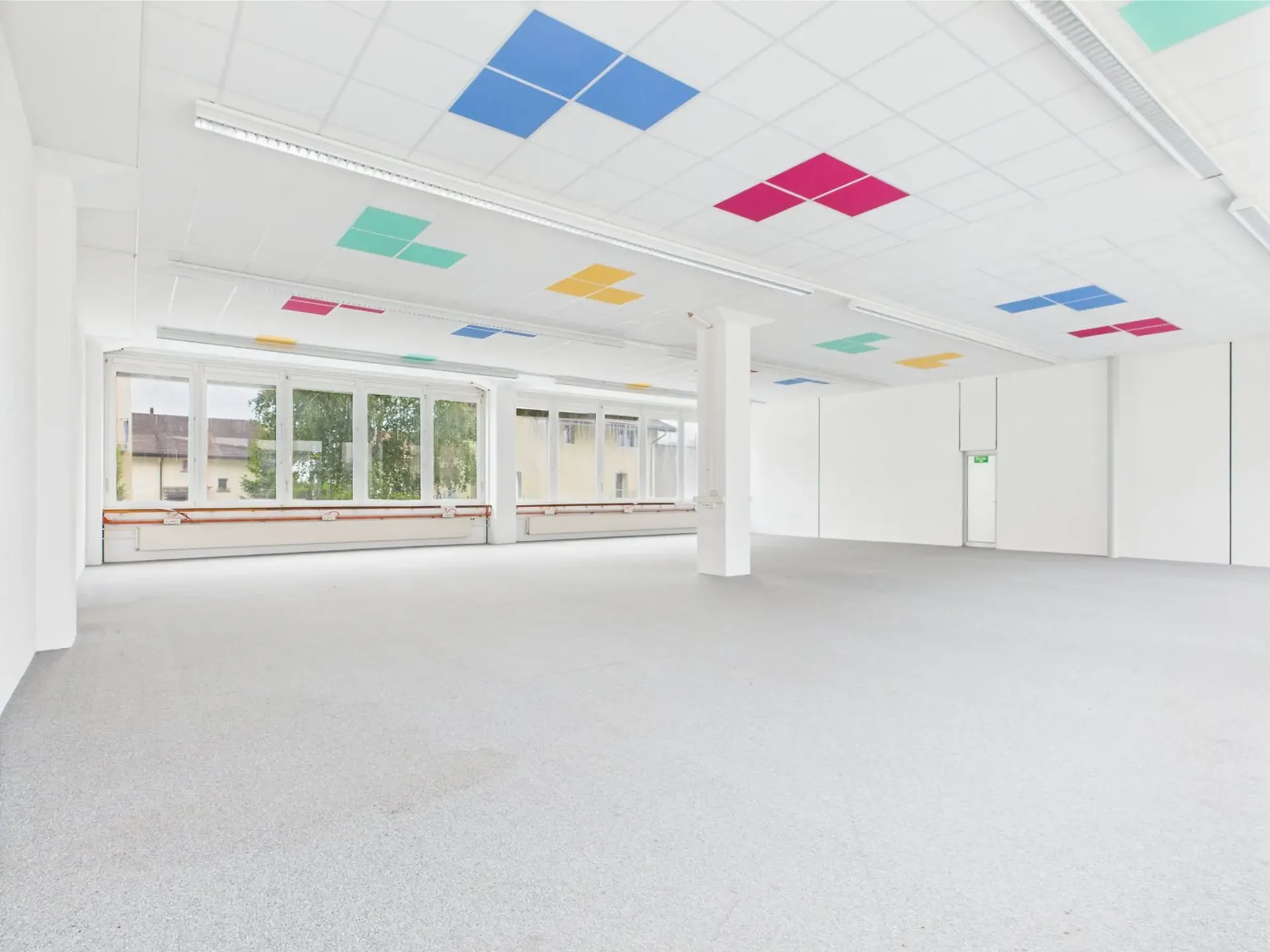 Moderne Gewerberäume im Erdgeschoss in Murten zu vermieten