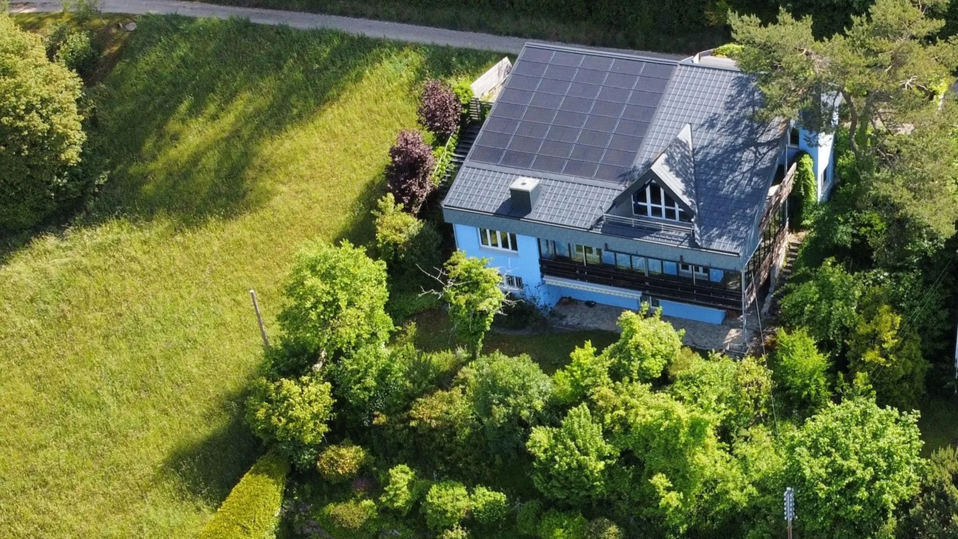 Grosszügiges Einfamilienhaus in Beringen im Grünen