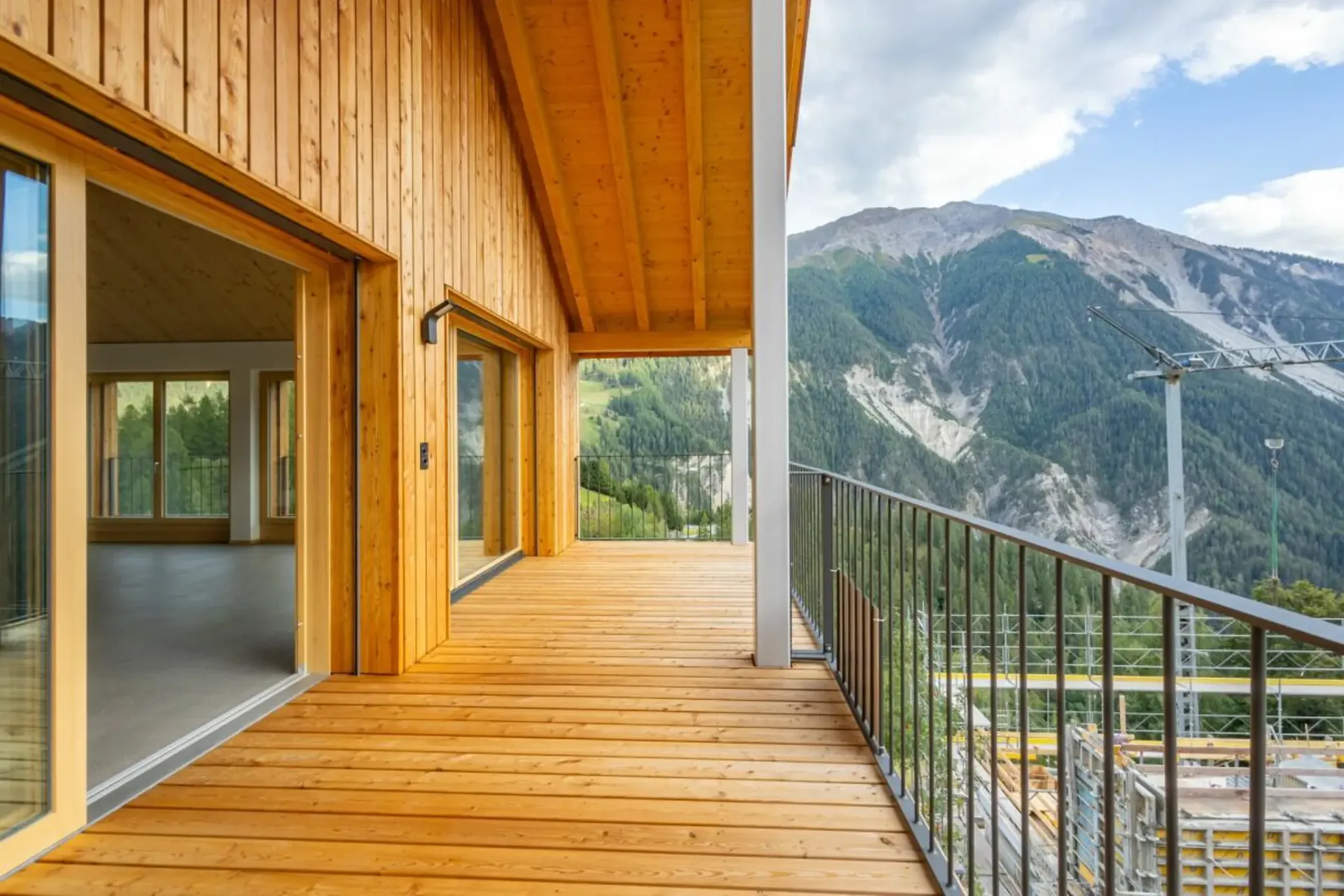 Superbe appartement de 3,5 pièces, lumineux, dans une maison neuve Gürgetsch