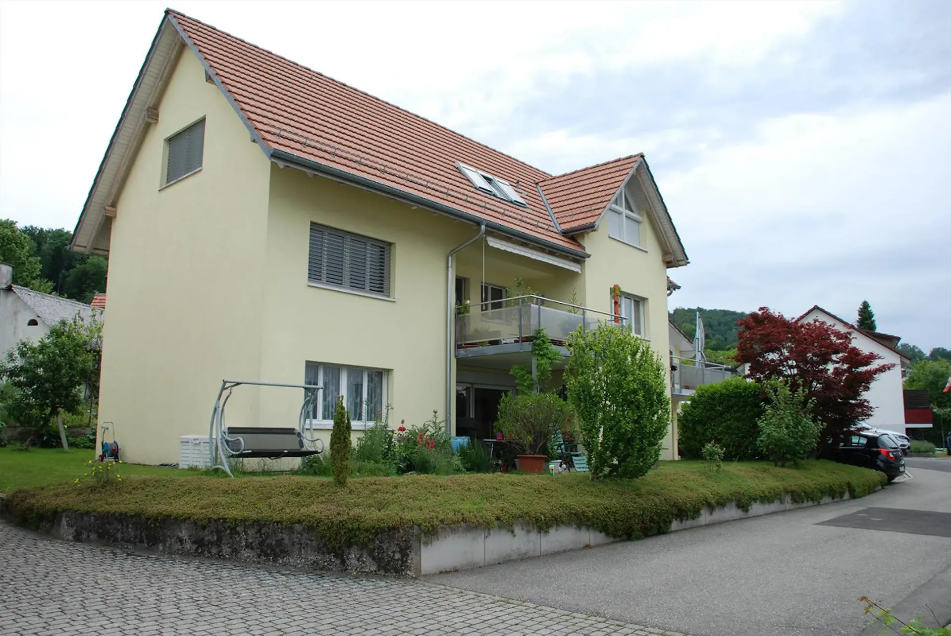 Stylish 4.0-room maisonette with gallery & balcony