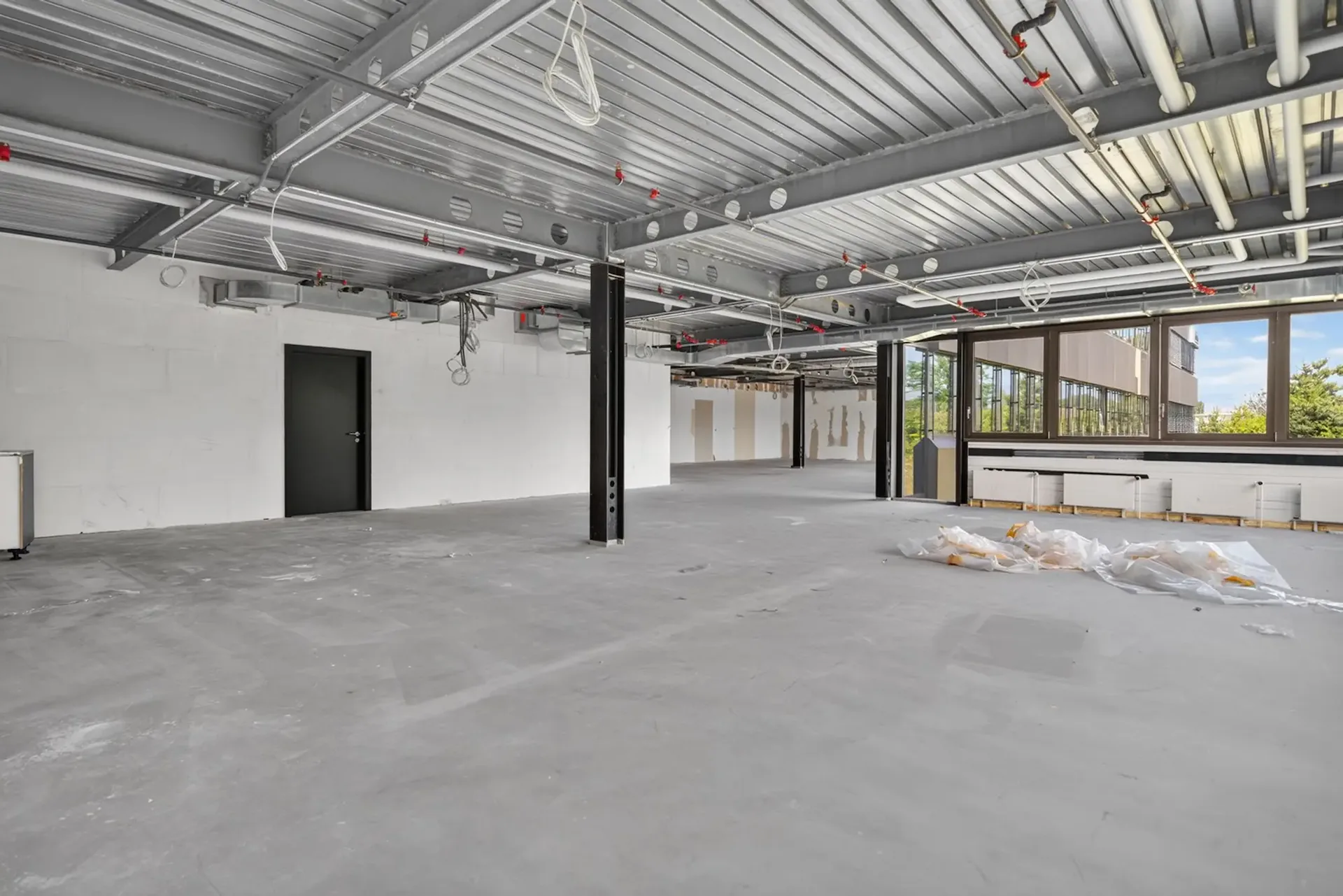 Büros von 271m2 zur Miete in Saint-Sulpice