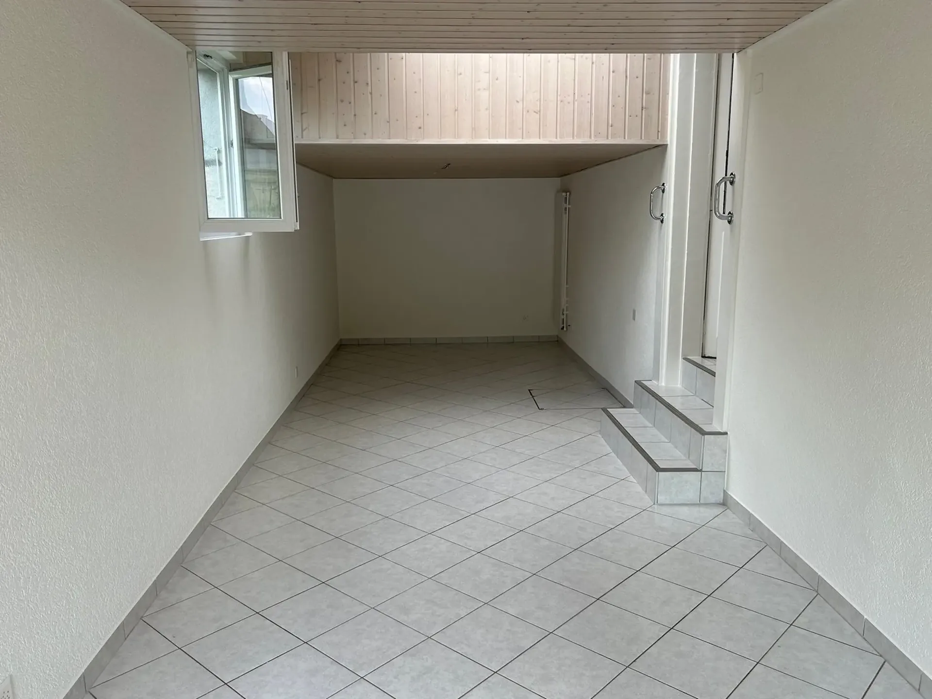 Wohnung mit 3.5 Zimmern im Untergeschoss - Rue Louis Ruchonnet 8 - 1337 Vallorbe