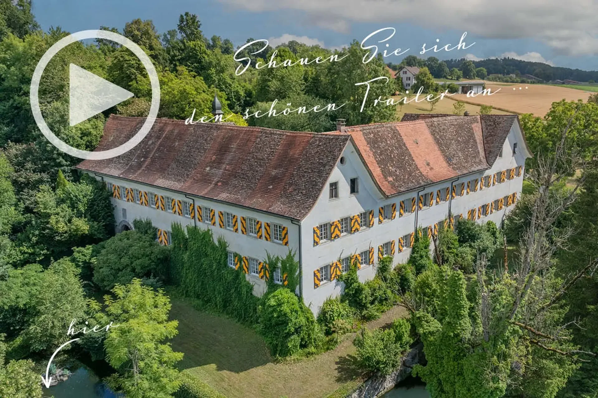 Castello storico con 20 stanze in una posizione tranquilla a Homburg