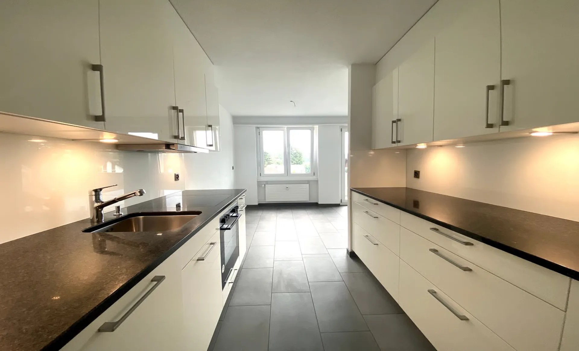 Appartement moderne 3.5 pièces à Kleindöttingen/Böttstein