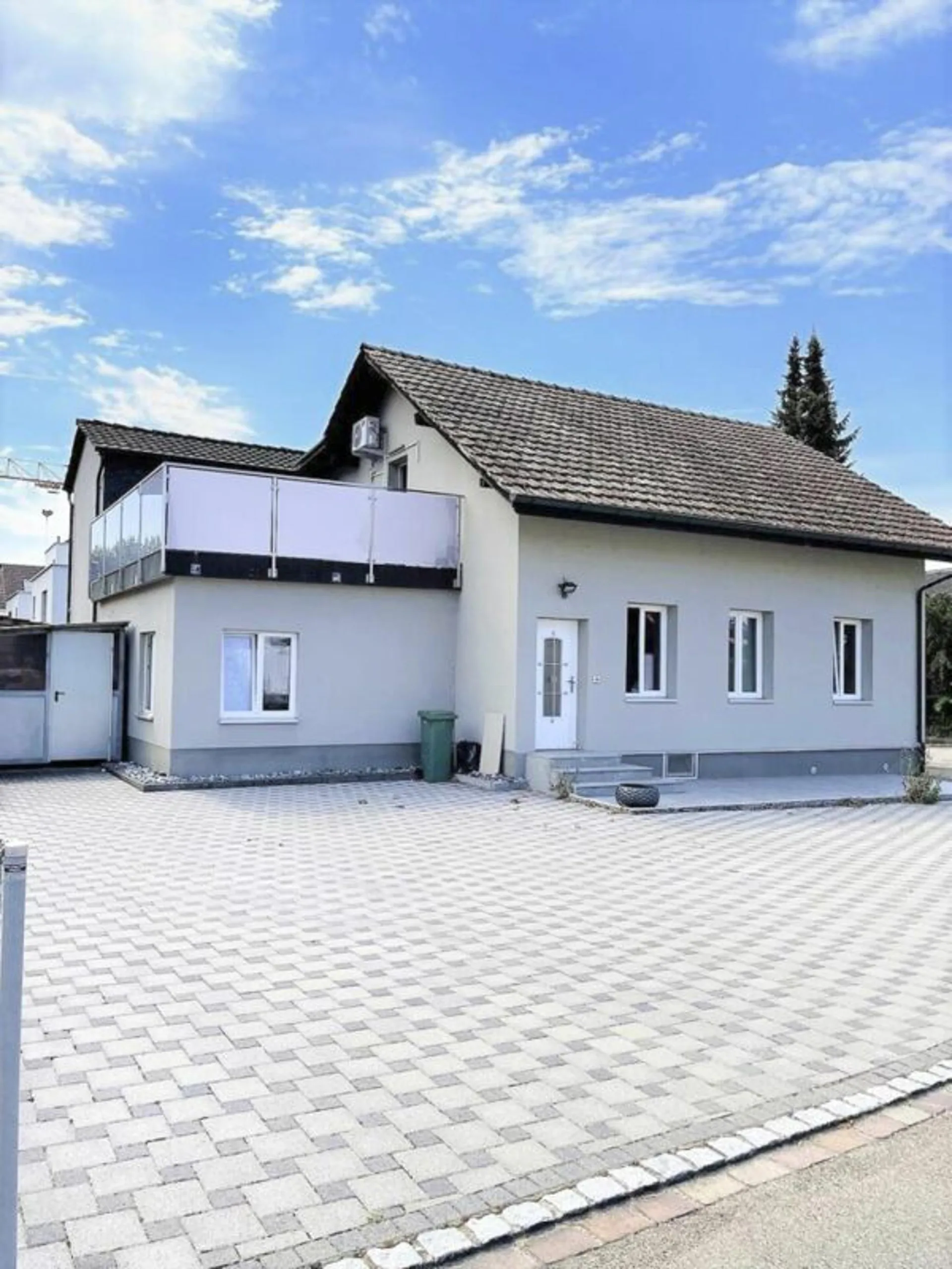 Une maison, deux foyers pleins de possibilités