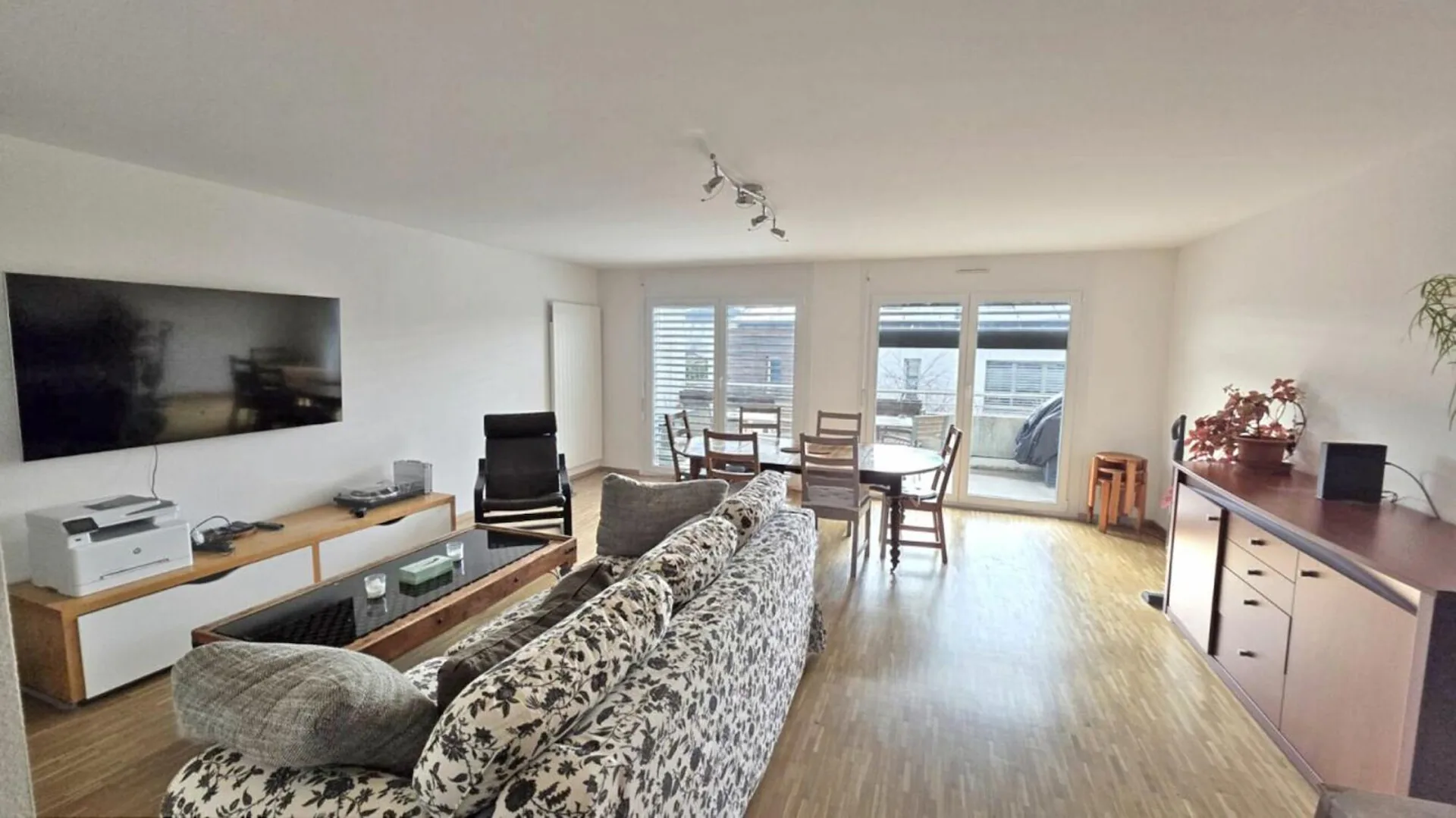 Wohnung mit 5 Zimmern - Plan-les-Ouates