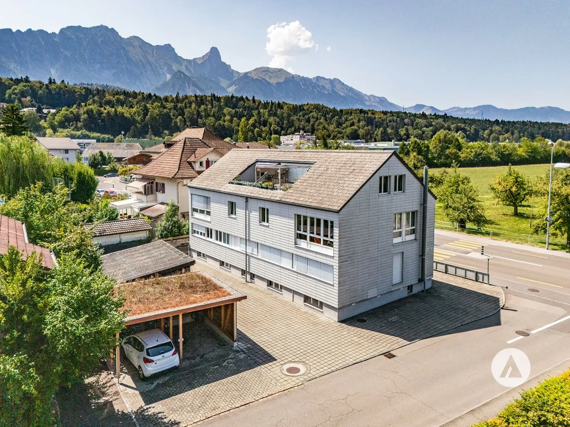 Residential and commercial building with attractive returns
