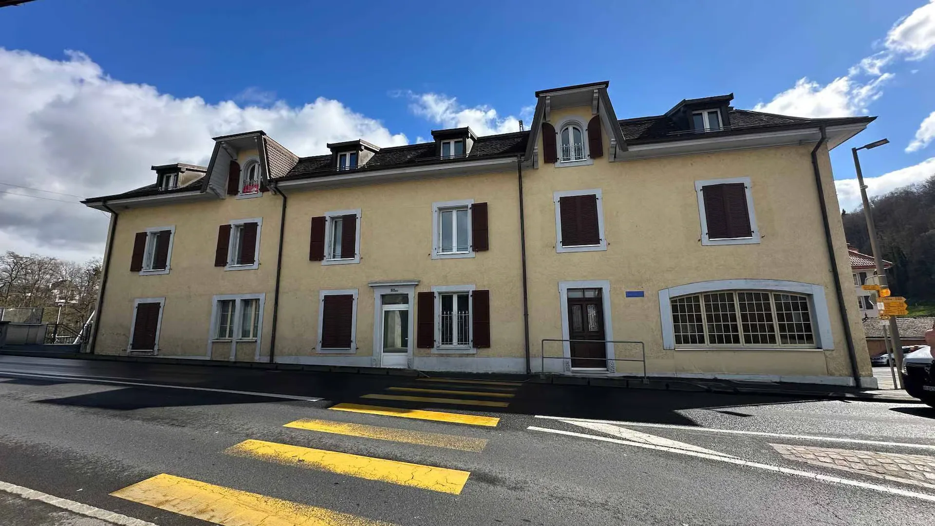 Helles Studio mit renovierter Küche in der Nähe des Bahnhofs