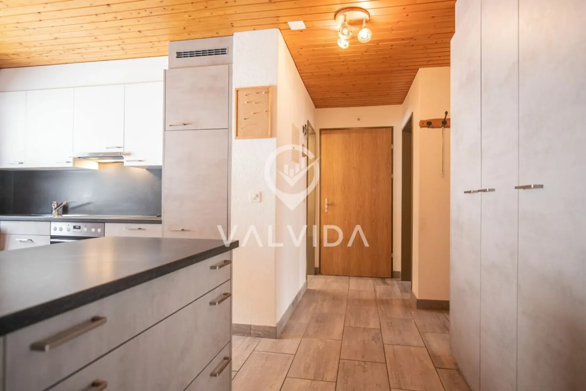 Investieren & profitieren - renovierte 4.5-Zimmerwohnung mit Garage und bestehendem Mietverhältnis